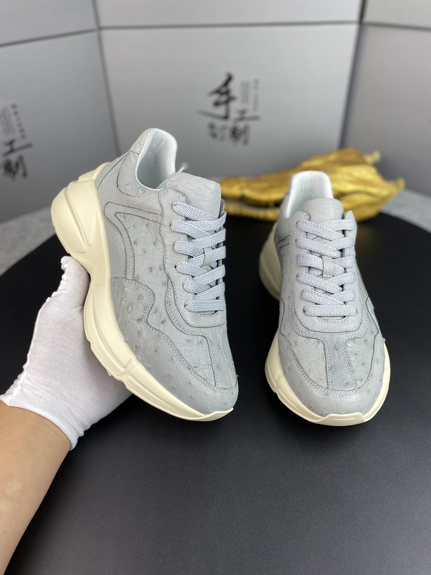 Handcrafted Luxury Private Customization High-Quality Ostrich Leather Sneakers