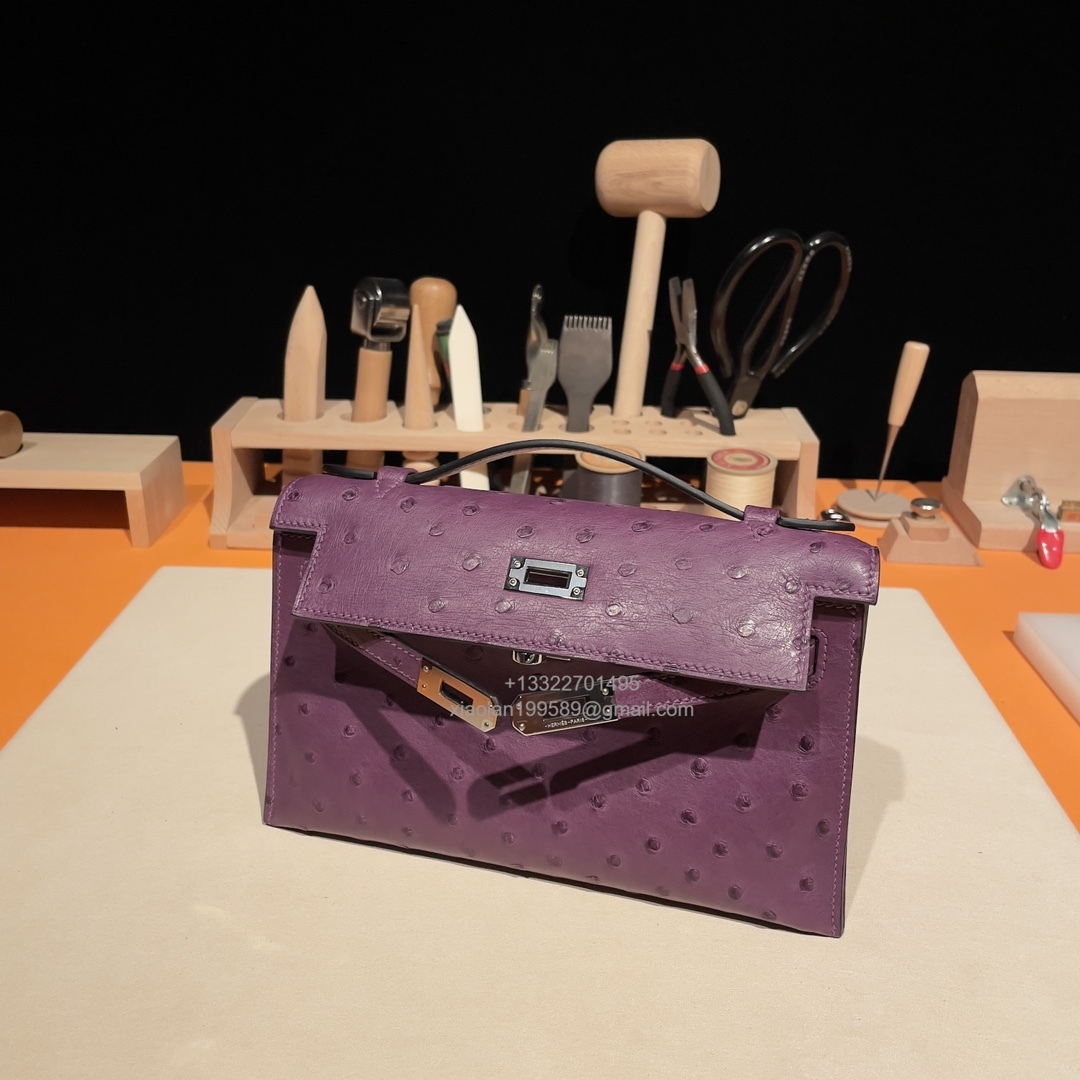Hermès Kelly Pochette Clutch Bag, South African KK ostrich leather, fully handmade haute couture – Anemone Purple