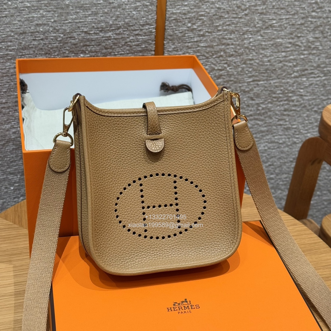 Hermès Evelyne mini Bag in Clemence Leather, Premium Handcrafted Customization – Biscuit.