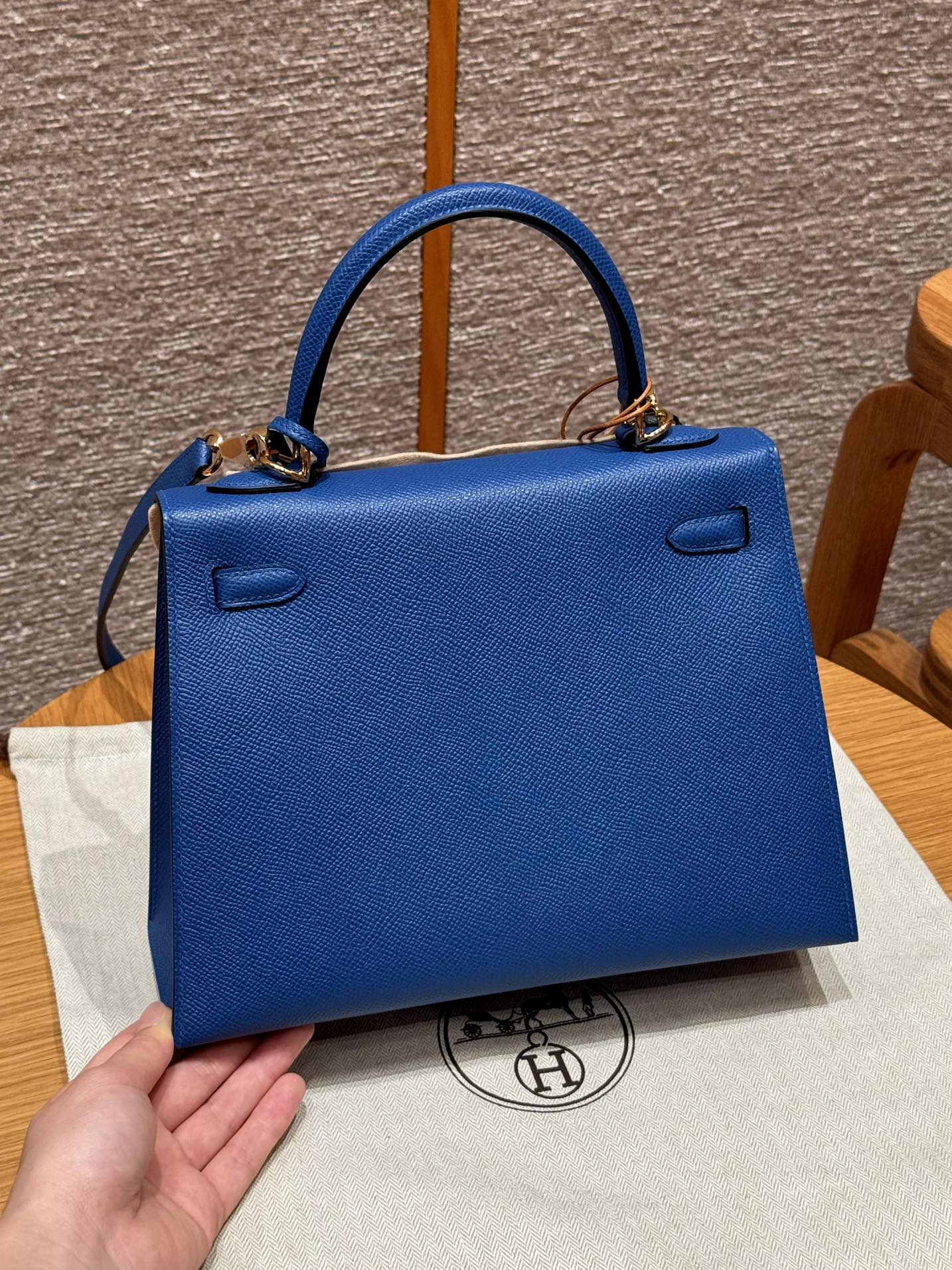 Hermès Kelly Handbag in  French Blue Epsom Cowhide Leather, Purely Handcrafted, High-End Customization Edition