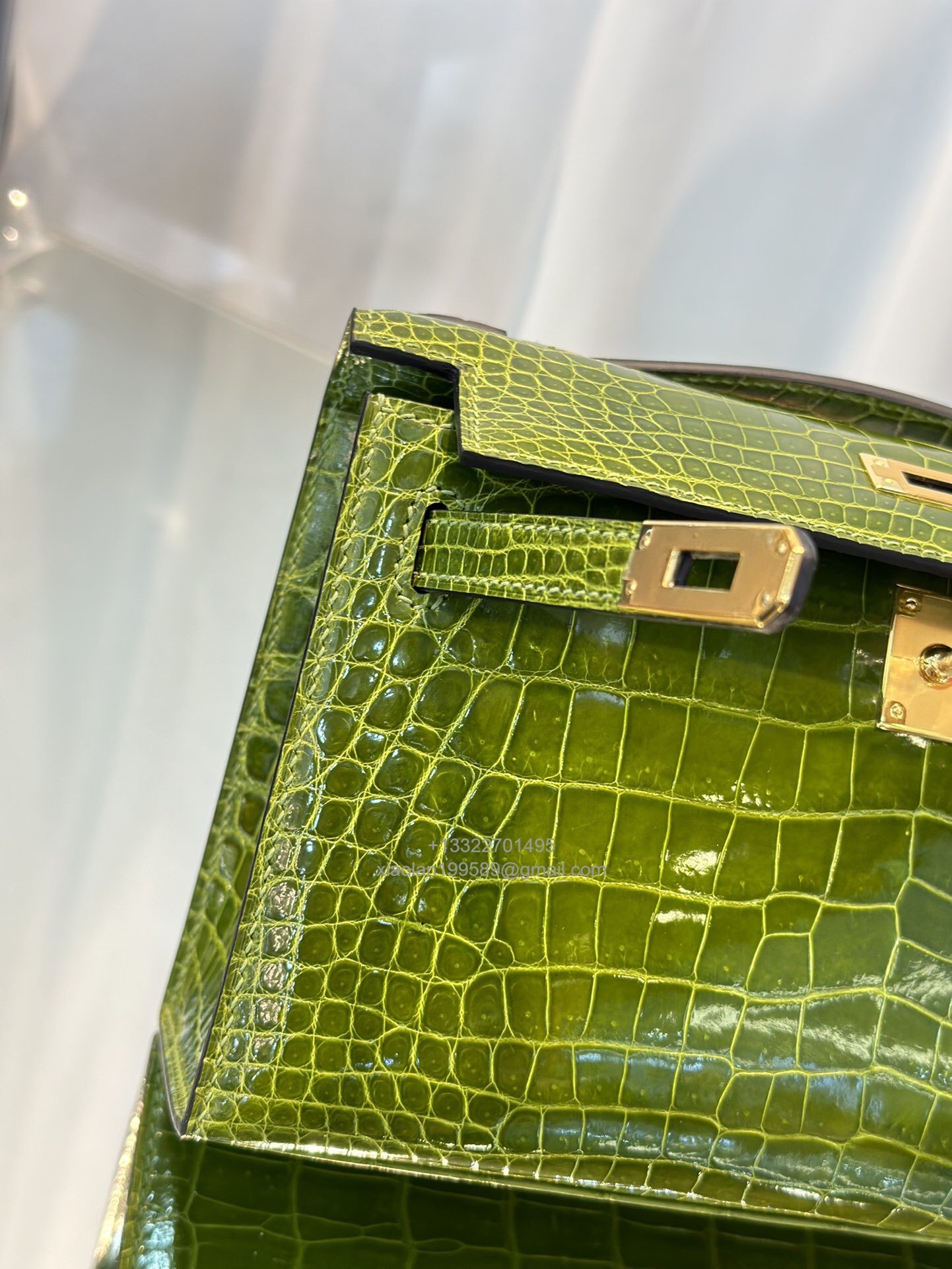 Hermès Kelly Pochette Clutch Bag Shiny Crocodile Leather . Fully Handmade Premium Customization – Apple Green
