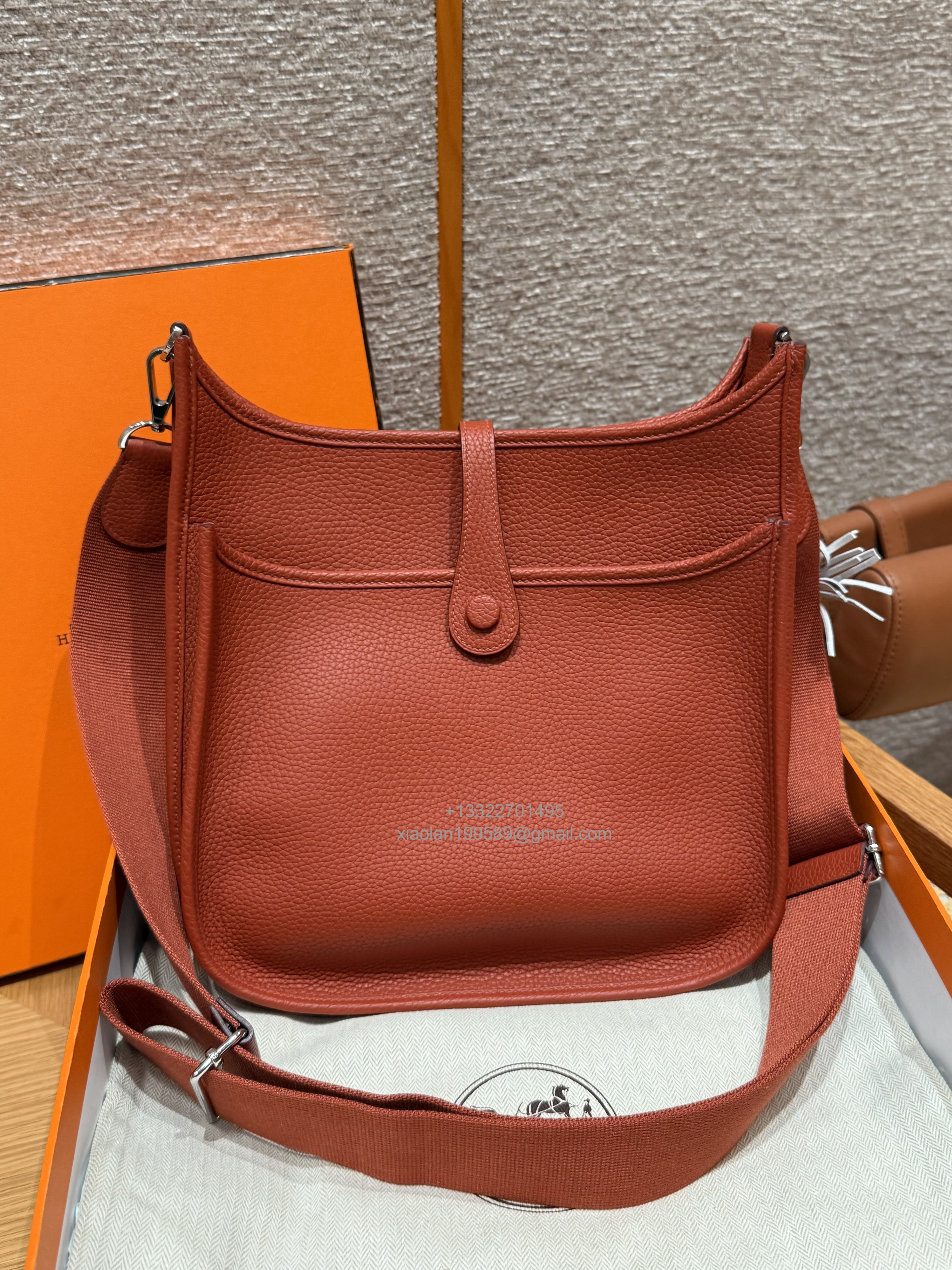 Hermès Evelyne Bag in Clemence Leather, Premium Handcrafted Customization – Cuivre.