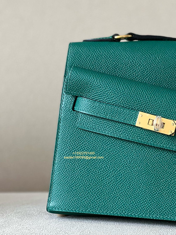 Hermès Mini Kelly 20 Sellier en Désordre Bag in Epsom Leather, Fully Hand-stitched with Beeswax Thread, Color: Z6 Malachite.