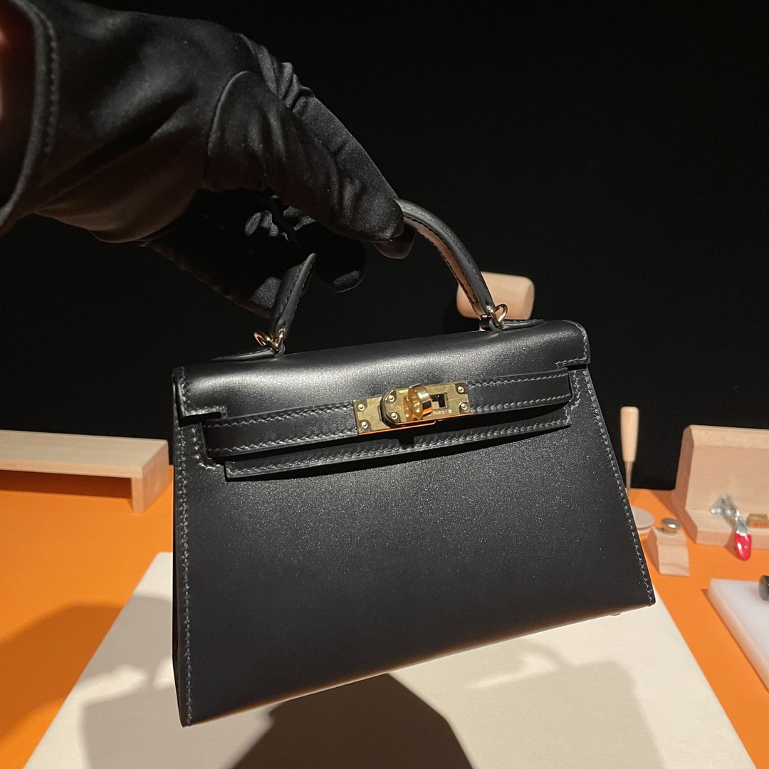 Hermès Mini Kelly II Handbag in Black Made from Box Calf Leather, Purely Handcrafted, High-End Customization Edition