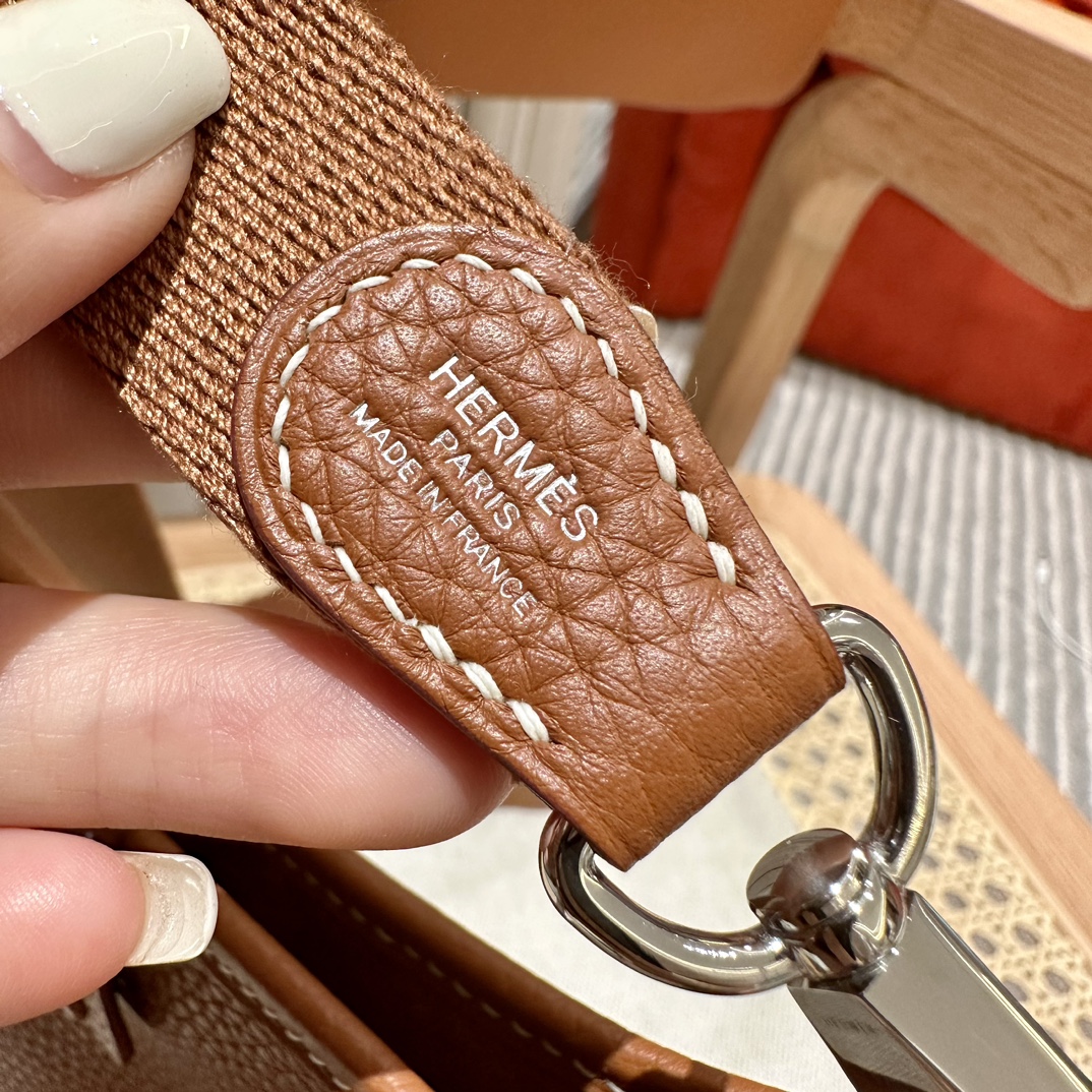 Hermès Evelyne mini Bag in Clemence Leather, Premium Handcrafted Customization-Gold Brown