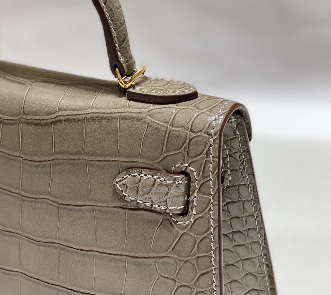 Hermès Mini Kelly in Crocodile Leather, Fully Handmade Premium Private Customization – Etoupe