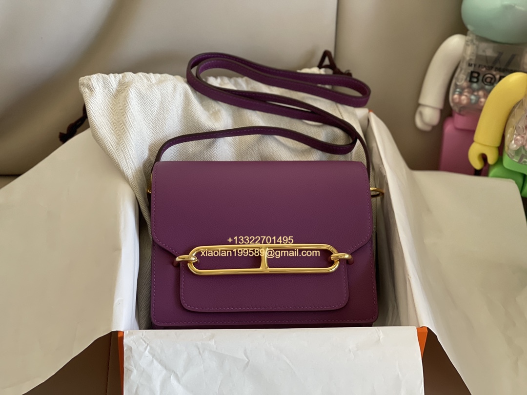 Hermès Roulis 18/23 Shoulder Bag in Evercolor Leather, Hand-stitched with Beeswax Thread. Color: Aster Purple.