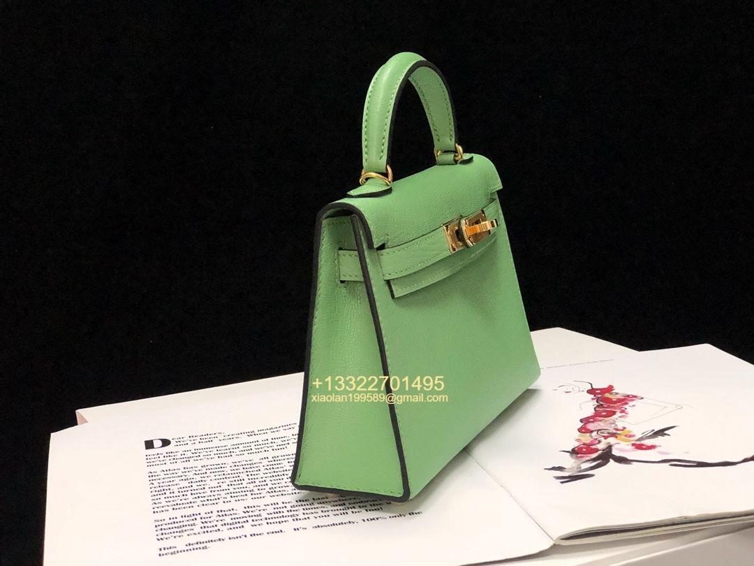 Hermès Mini Kelly II Handbag in Avocado Green Made from French Lambskin, Purely Handcrafted, High-End Customization Edition