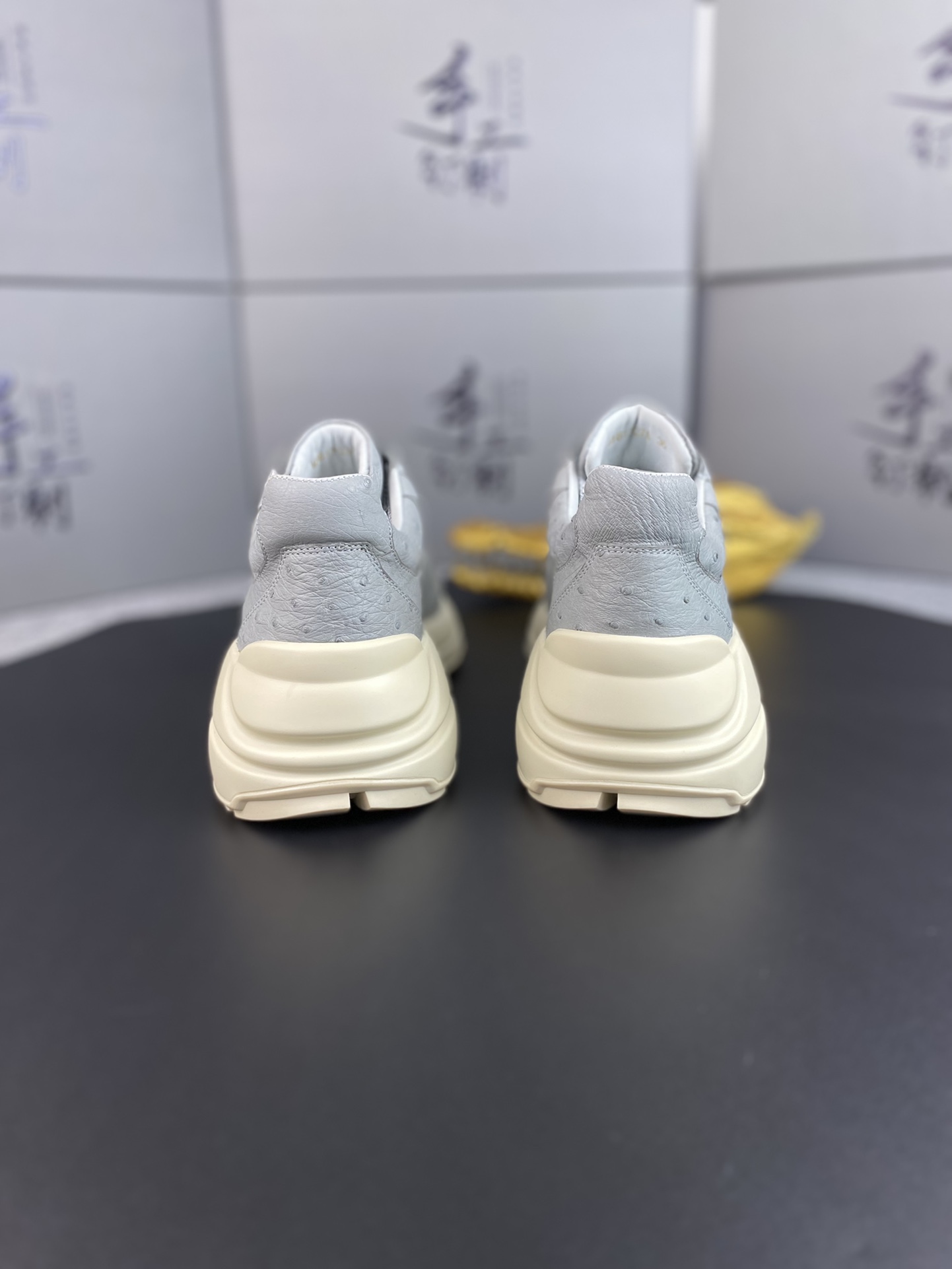 Handcrafted Luxury Private Customization High-Quality Ostrich Leather Sneakers