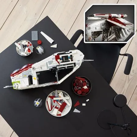 LEGO Republic Gunship 75309 StarWars & Ideas