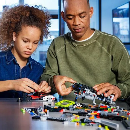 LEGO Peugeot 9x8 hypercar 42156 Technic