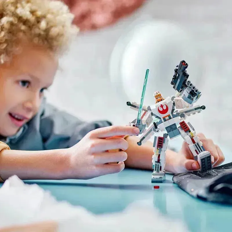 LEGO Luke Skywalker Mech 75390 StarWars