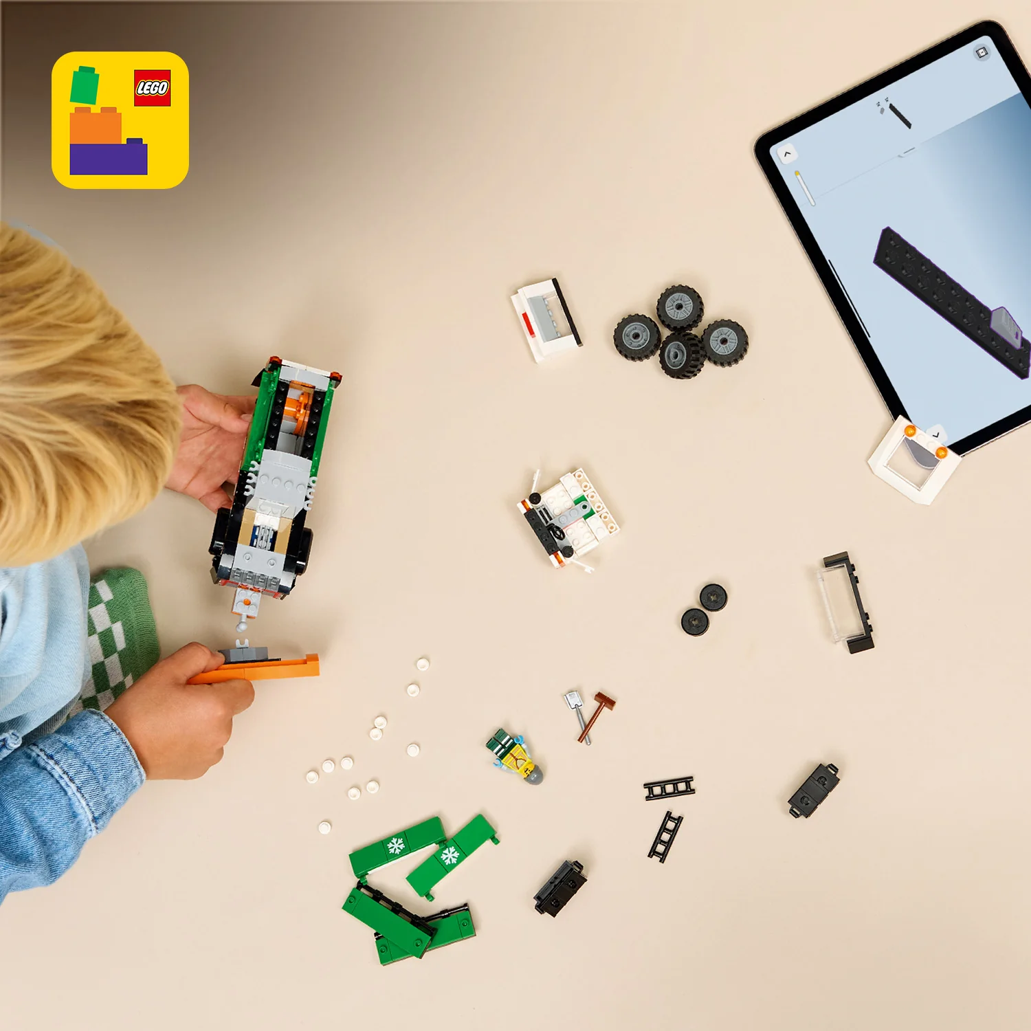 LEGO® City Sneeuwploeg Speelgoedtruck - Bouwset van Modeltruck met Minifiguur van Chauffeur - 60490