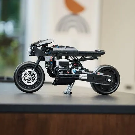 The BATMAN – BATMOTOR™ 42155 Technic thumbnail 8