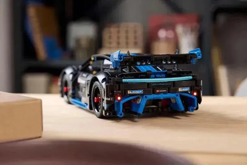 Porsche GT4 e-Performance racewagen 42176 Technic thumbnail 15