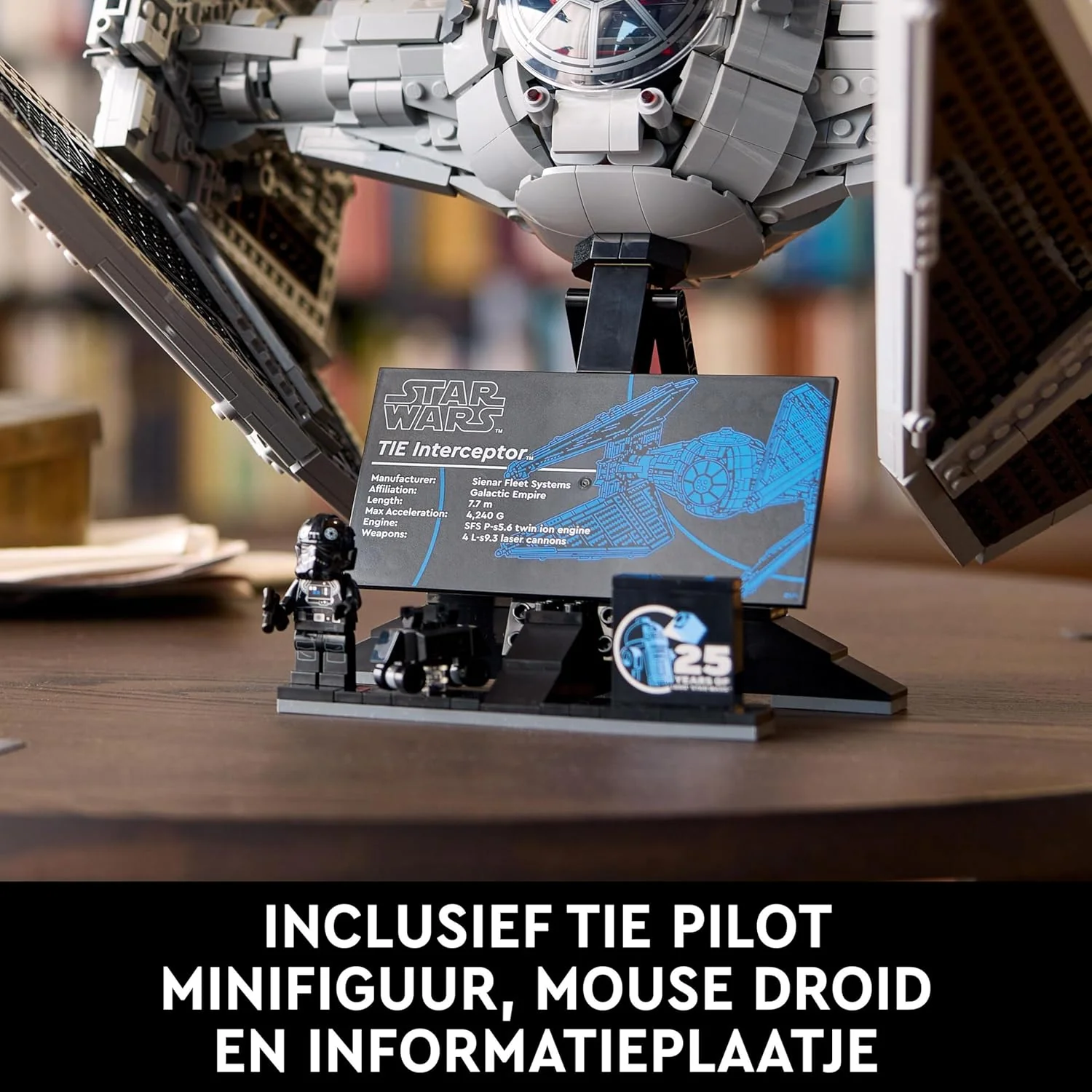 LEGO UCS Fighter Spaceship 75382