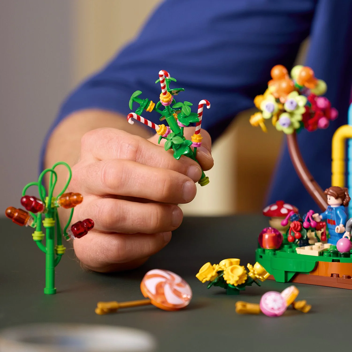 Willy Wonka Chocolate Factory 21360 Ideas thumbnail 4