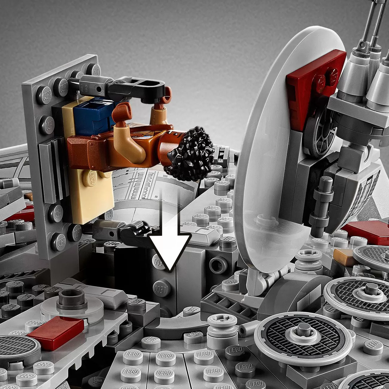 75257 - MILLENNIUM FALCON thumbnail 8