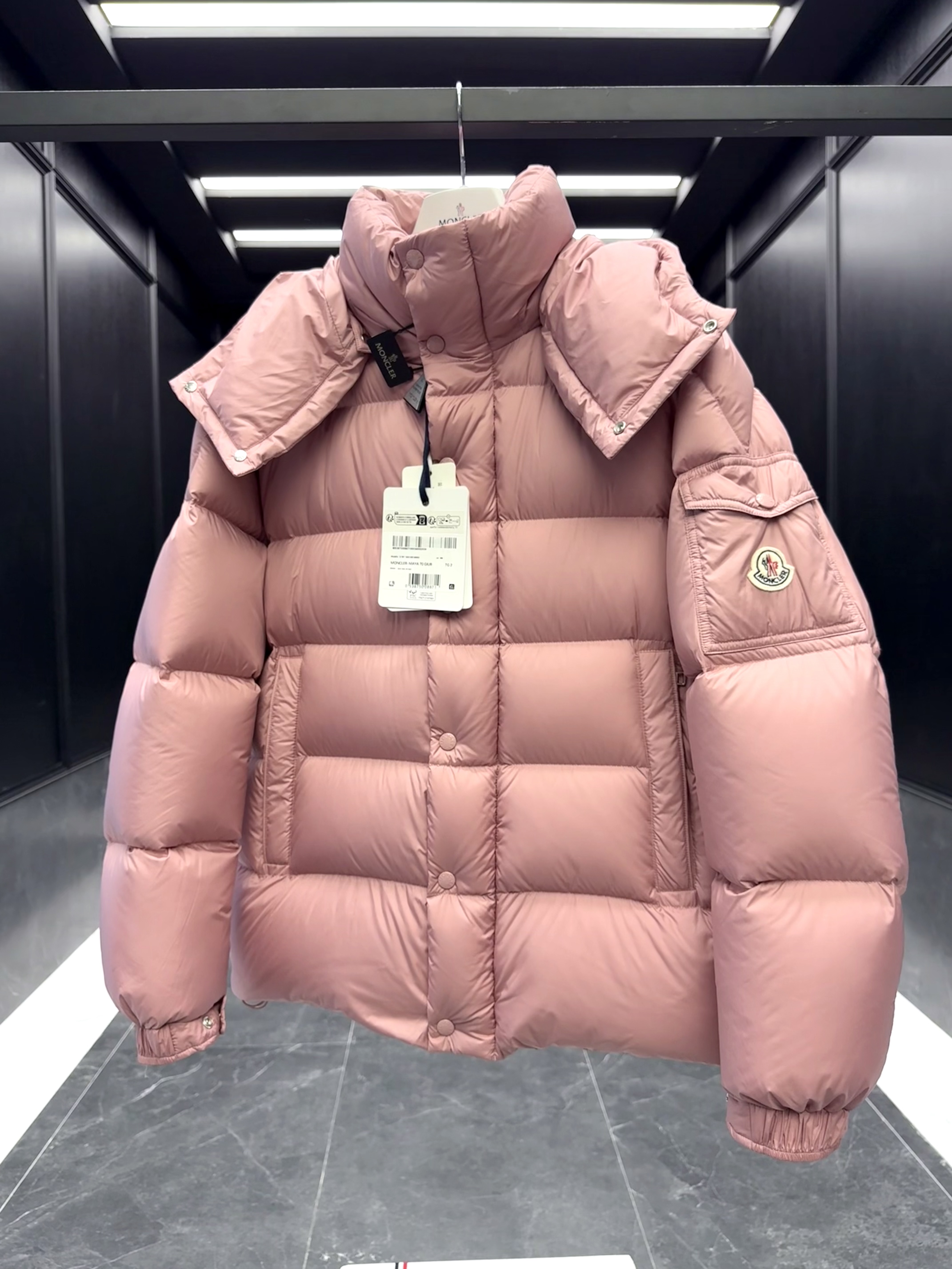 Moncler maya 70th