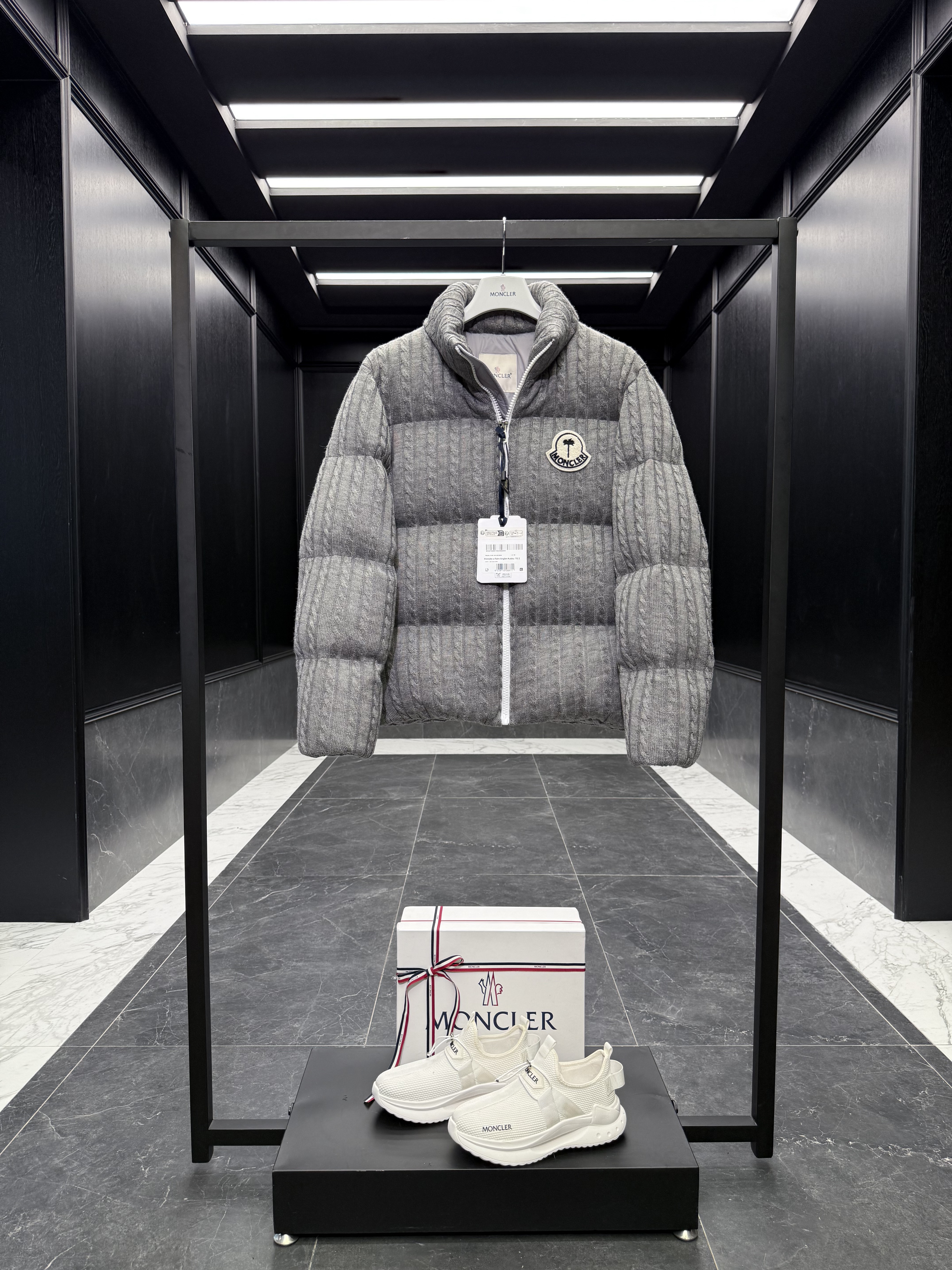 Moncler palm angles