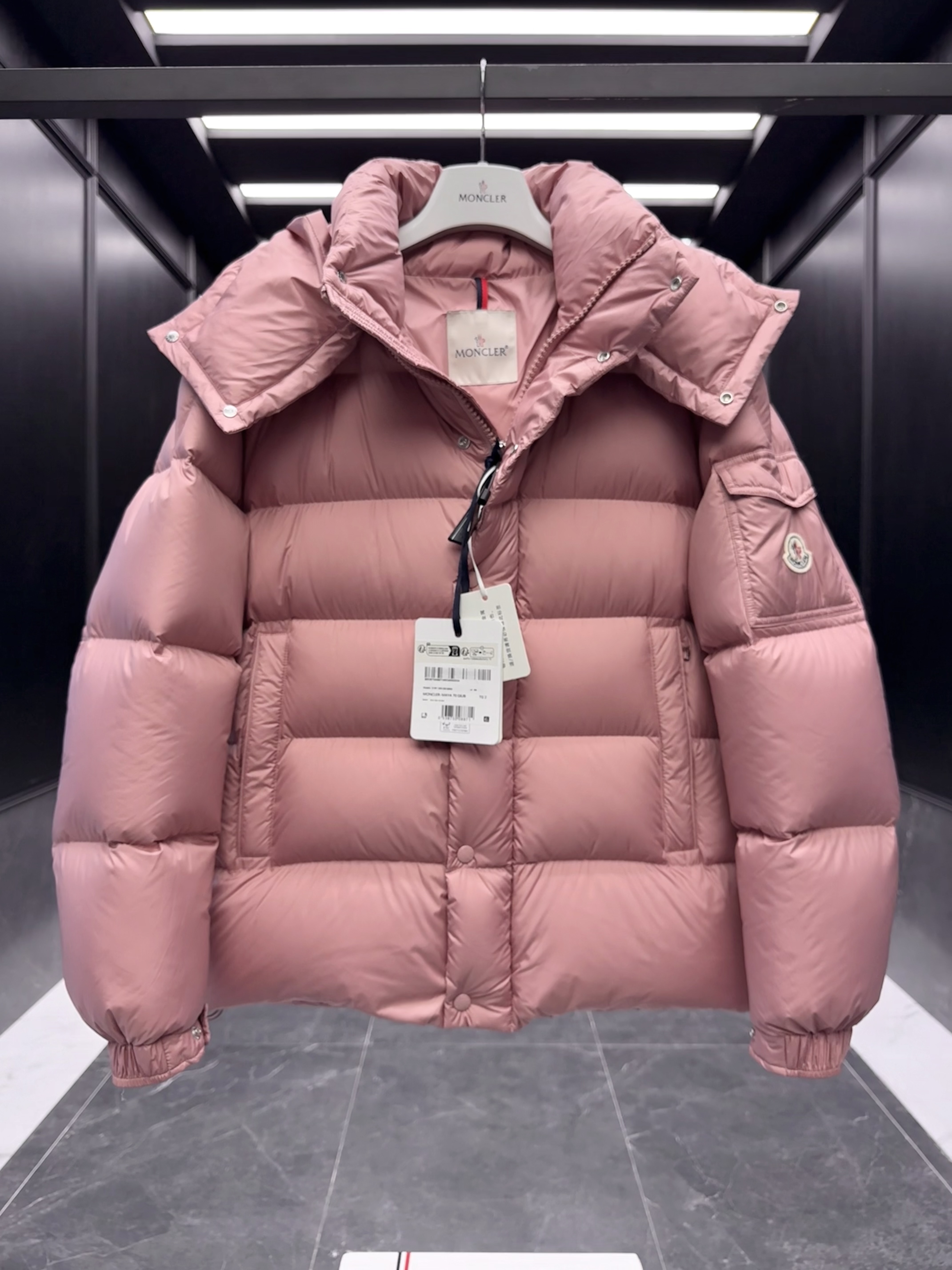 Moncler maya 70th