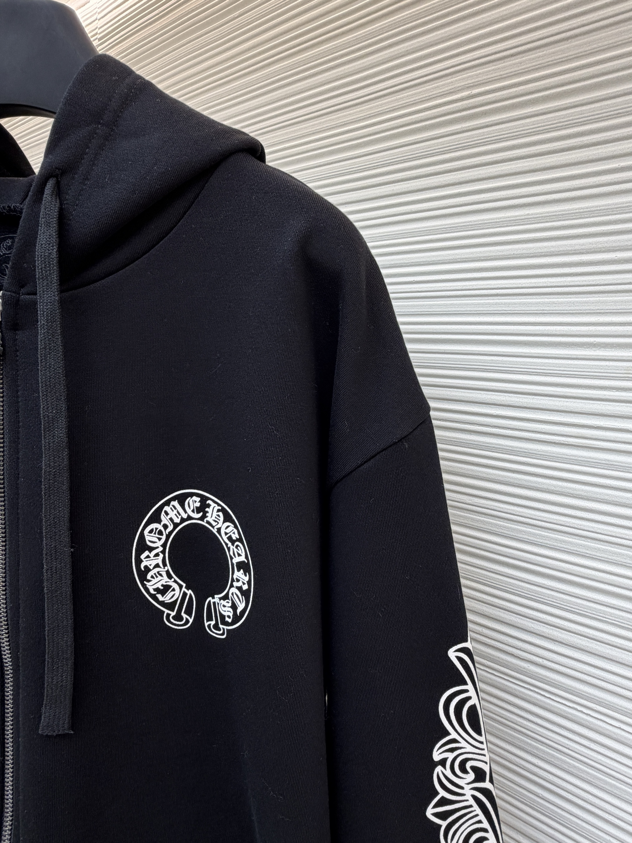 Chrome Hearts 马蹄麒麟拉链外套