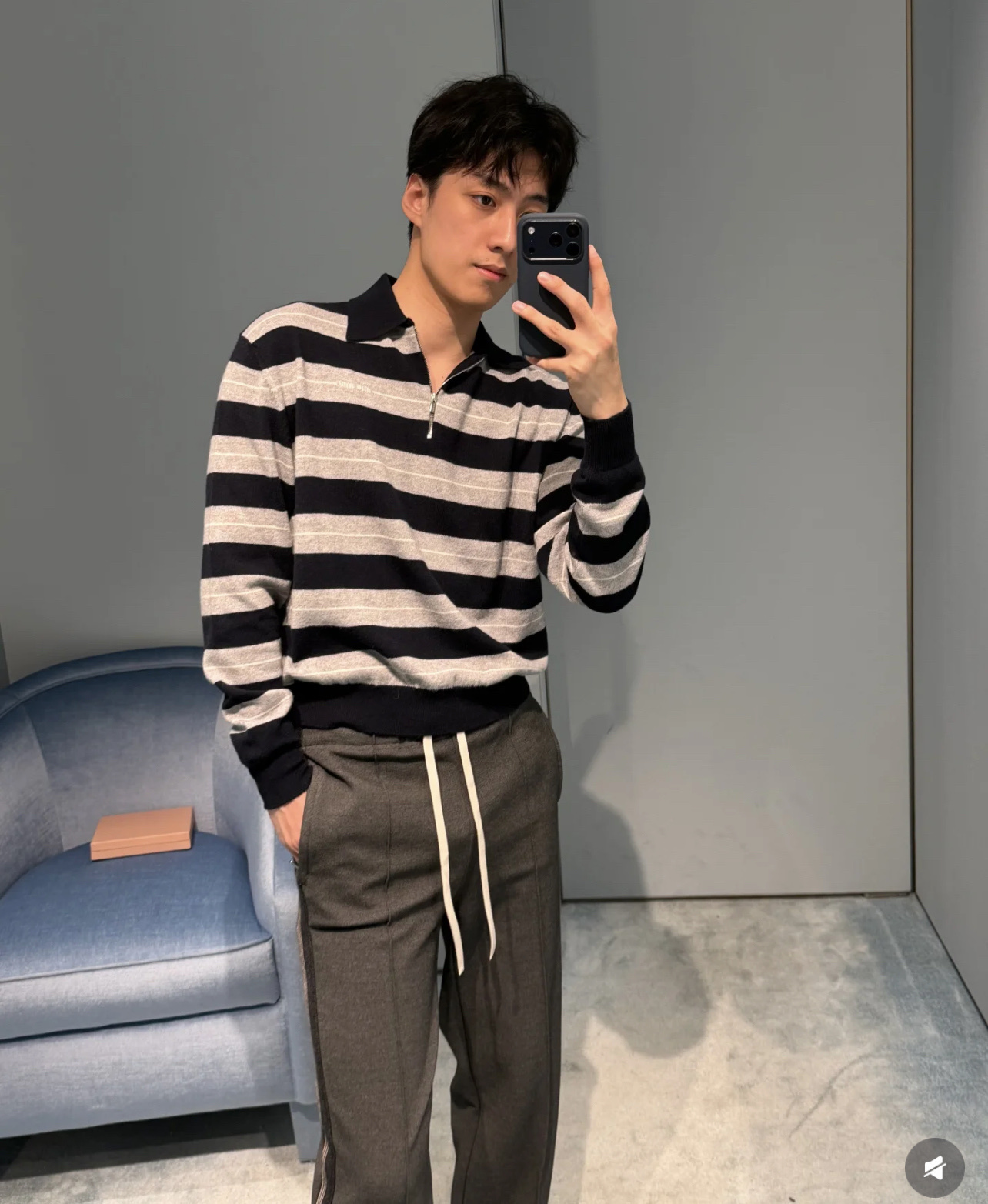 MIUMIU Atheneum快闪系列条纹长袖Polo衫