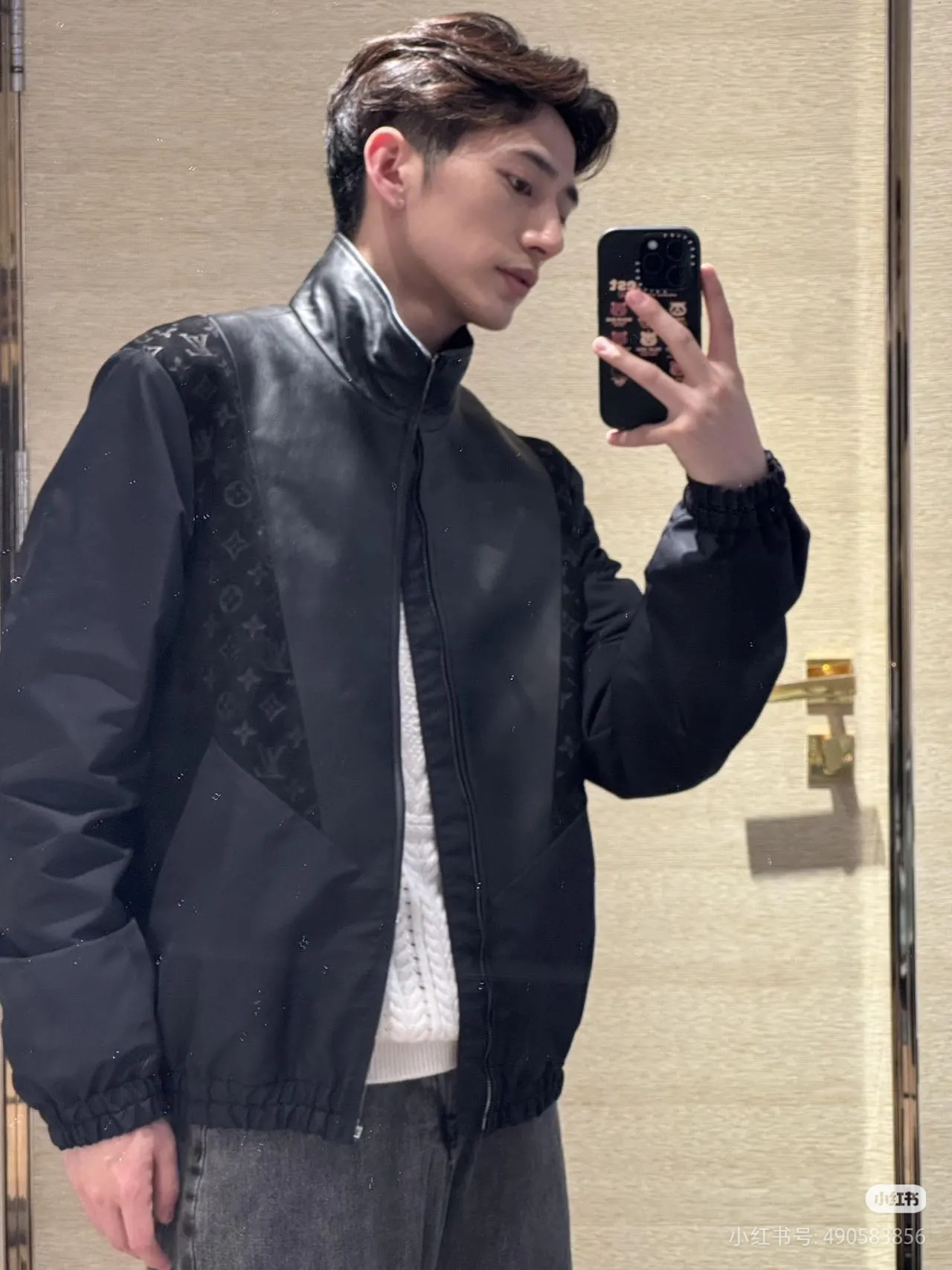 LOUIS VUITTON 老花压纹拼接皮衣夹克