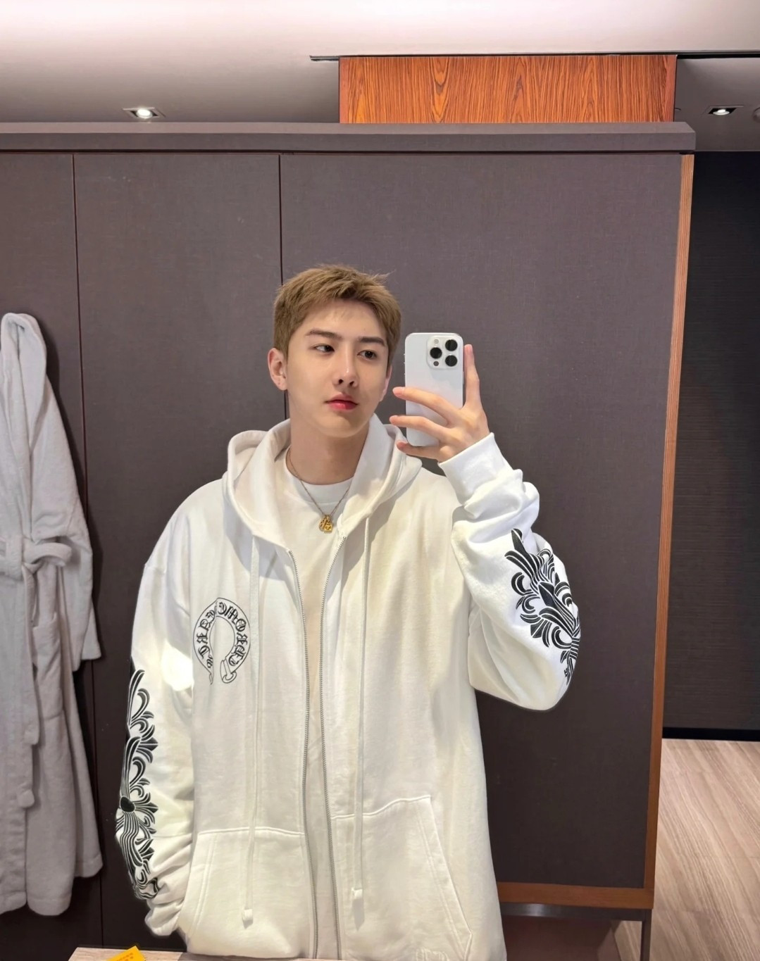 Chrome Hearts 马蹄麒麟拉链外套