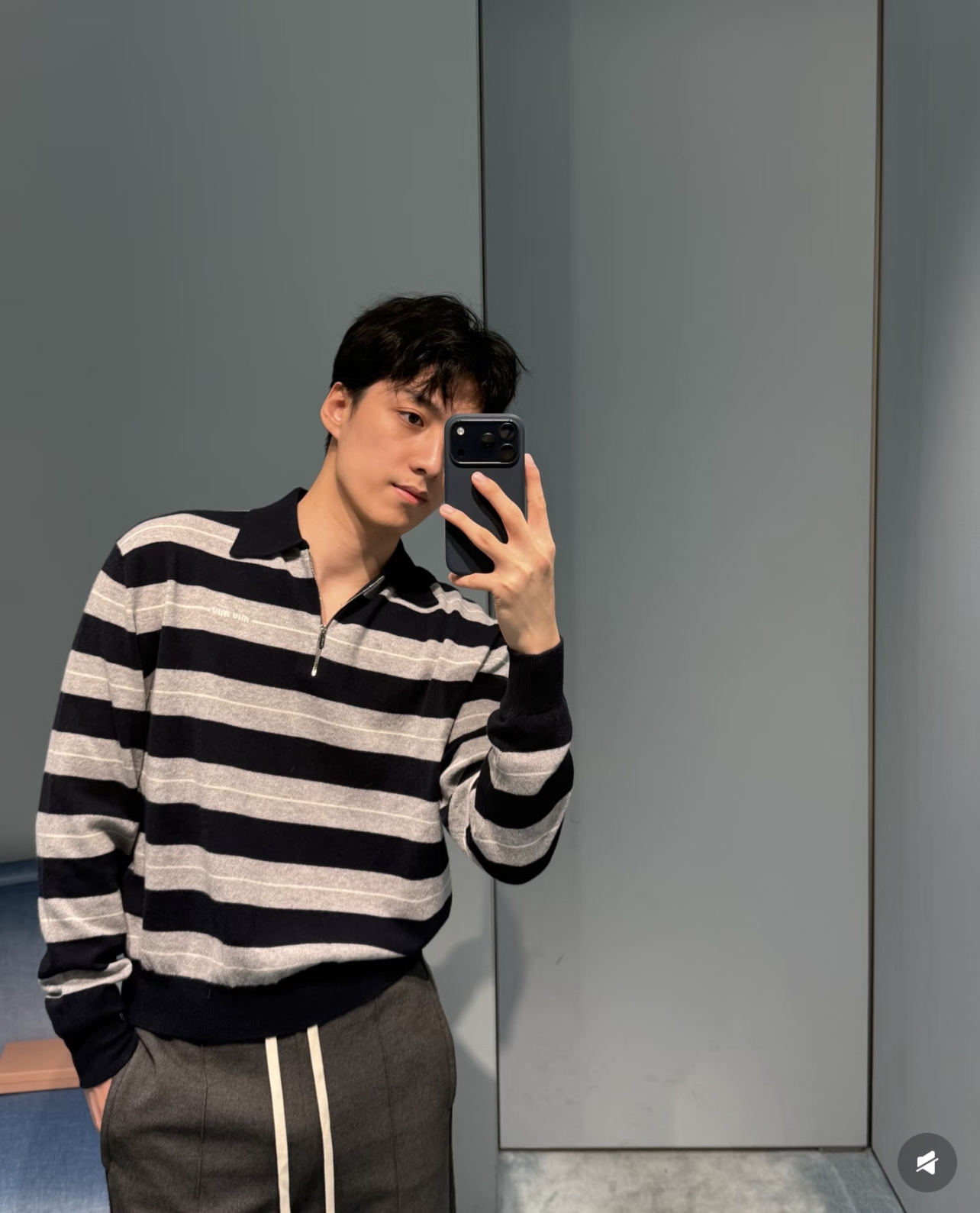 MIUMIU Atheneum快闪系列条纹长袖Polo衫