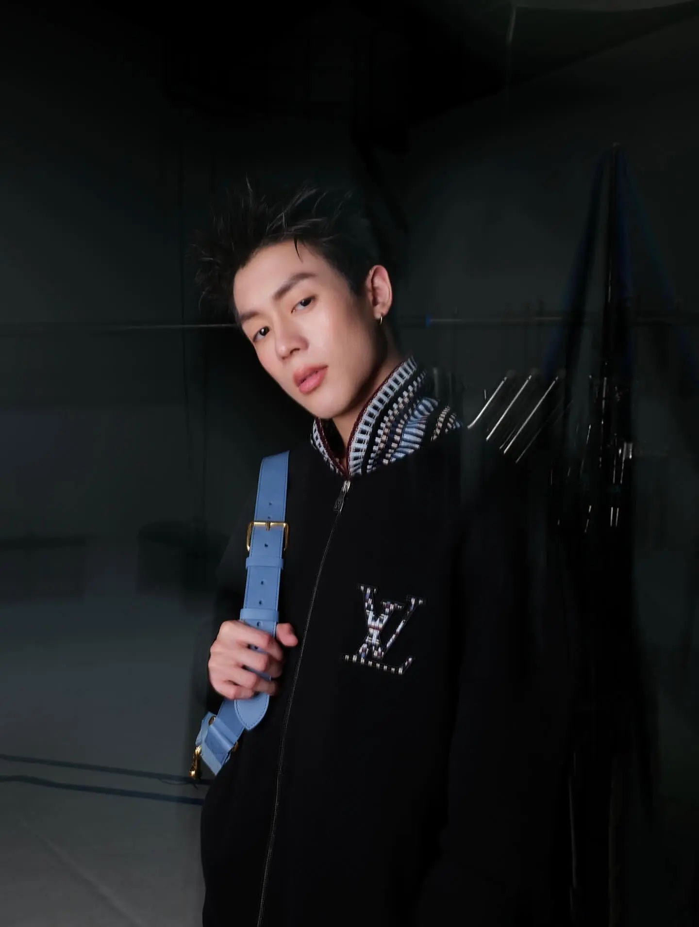 LOUIS VUITTON LOGO刺绣针织飞行夹克