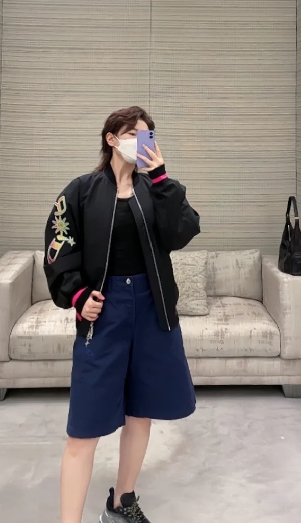 Dior 汉密尔顿联名棒球服