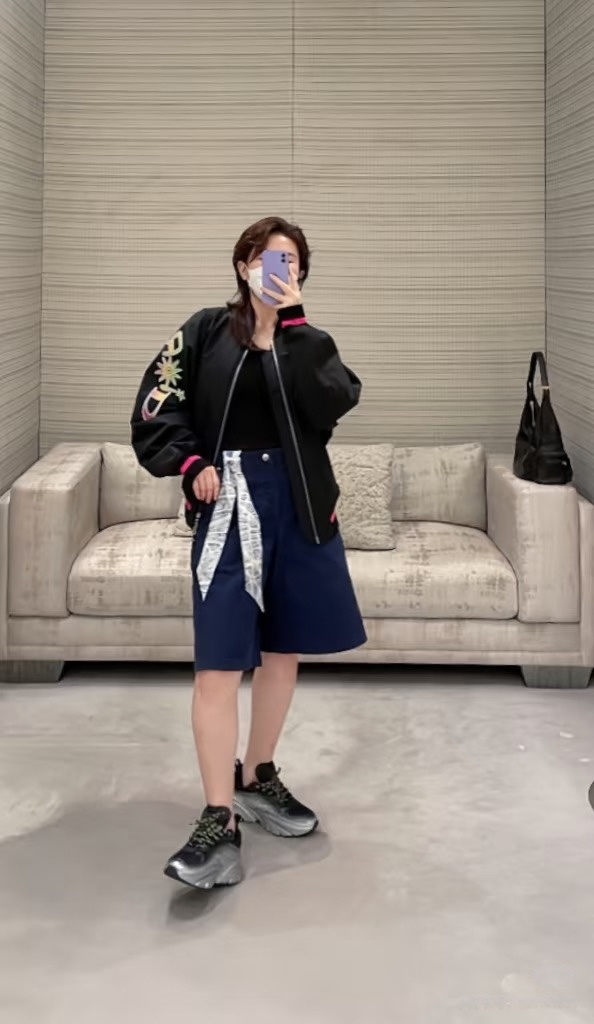 Dior 汉密尔顿联名棒球服