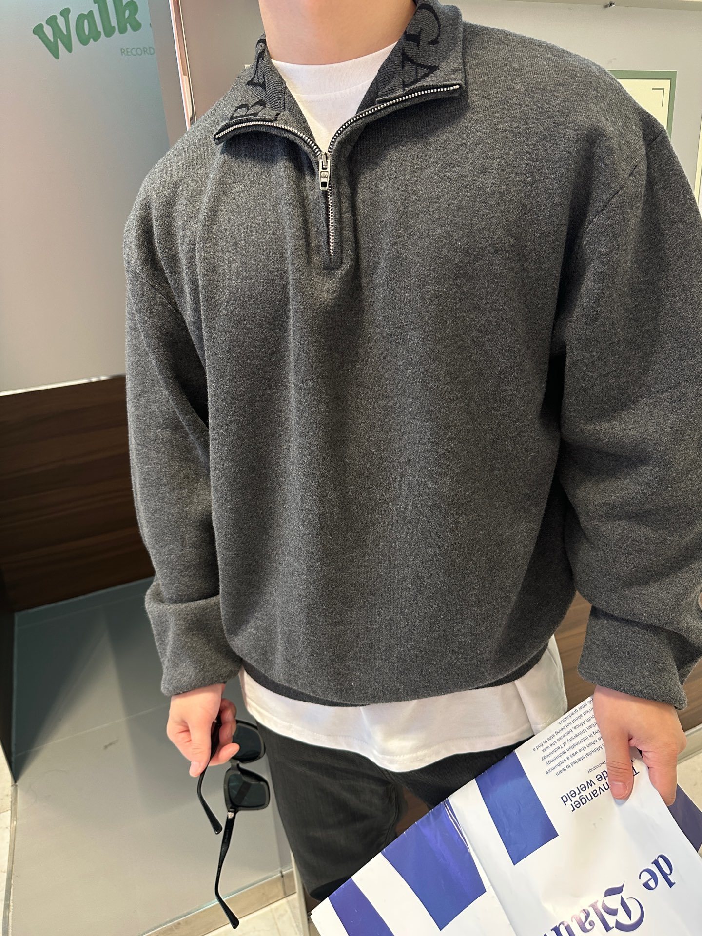 Balenciaga 立领半拉链棉质针织衫