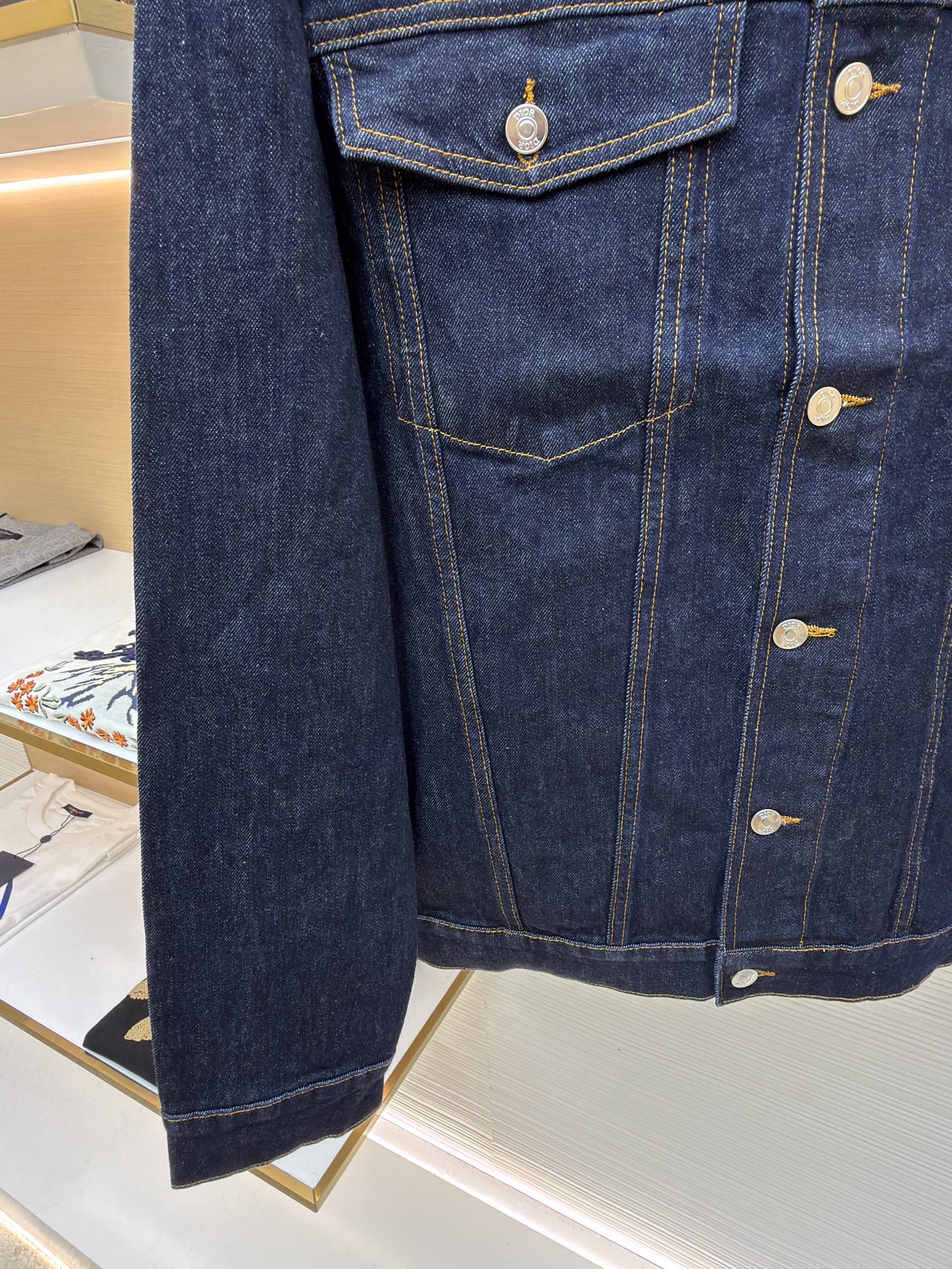 DIOR 老花满印花牛仔外套