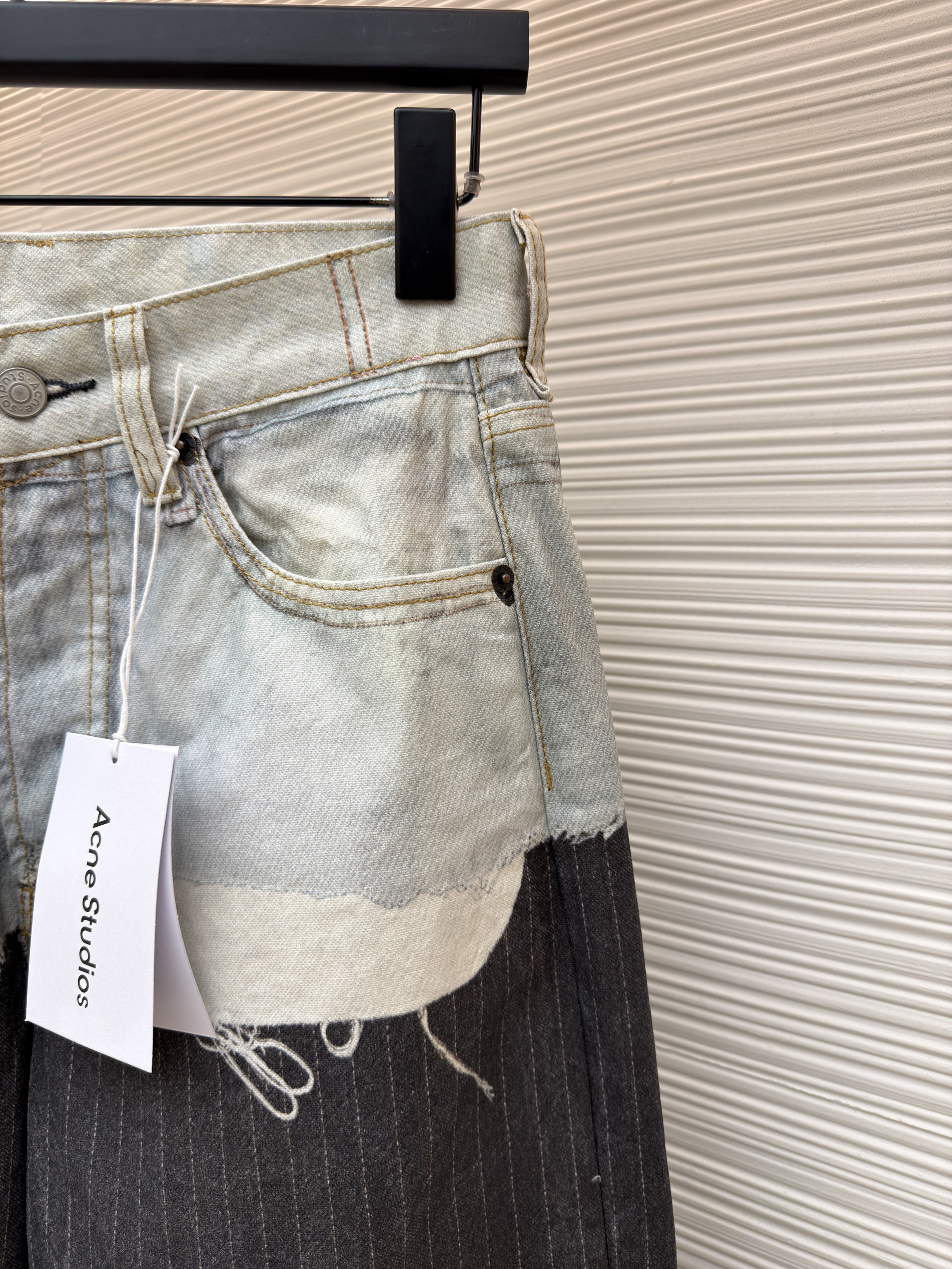 Acne Studios 拼接牛仔裤