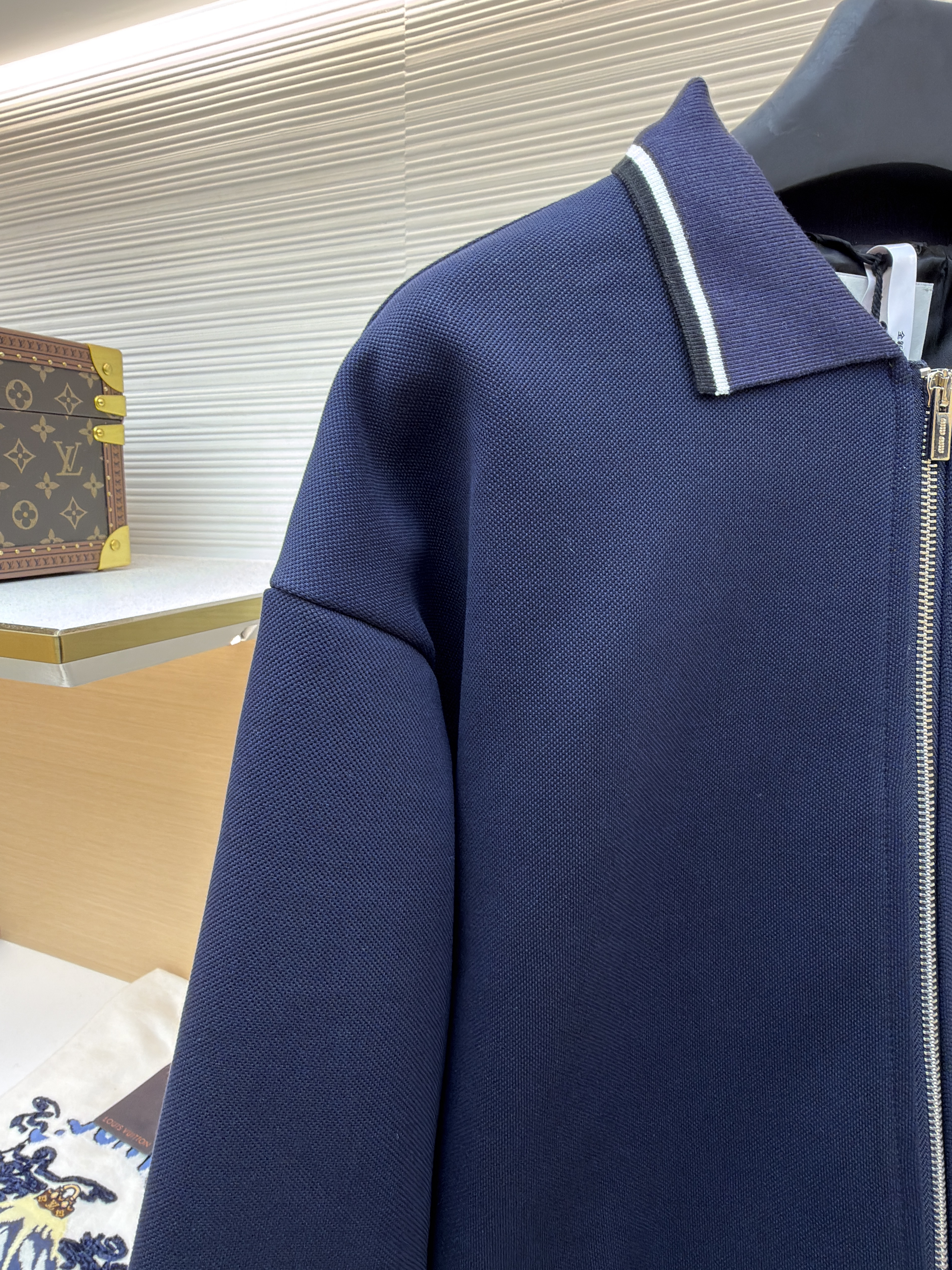 MIUMIU字母刺绣珠地布翻领外套