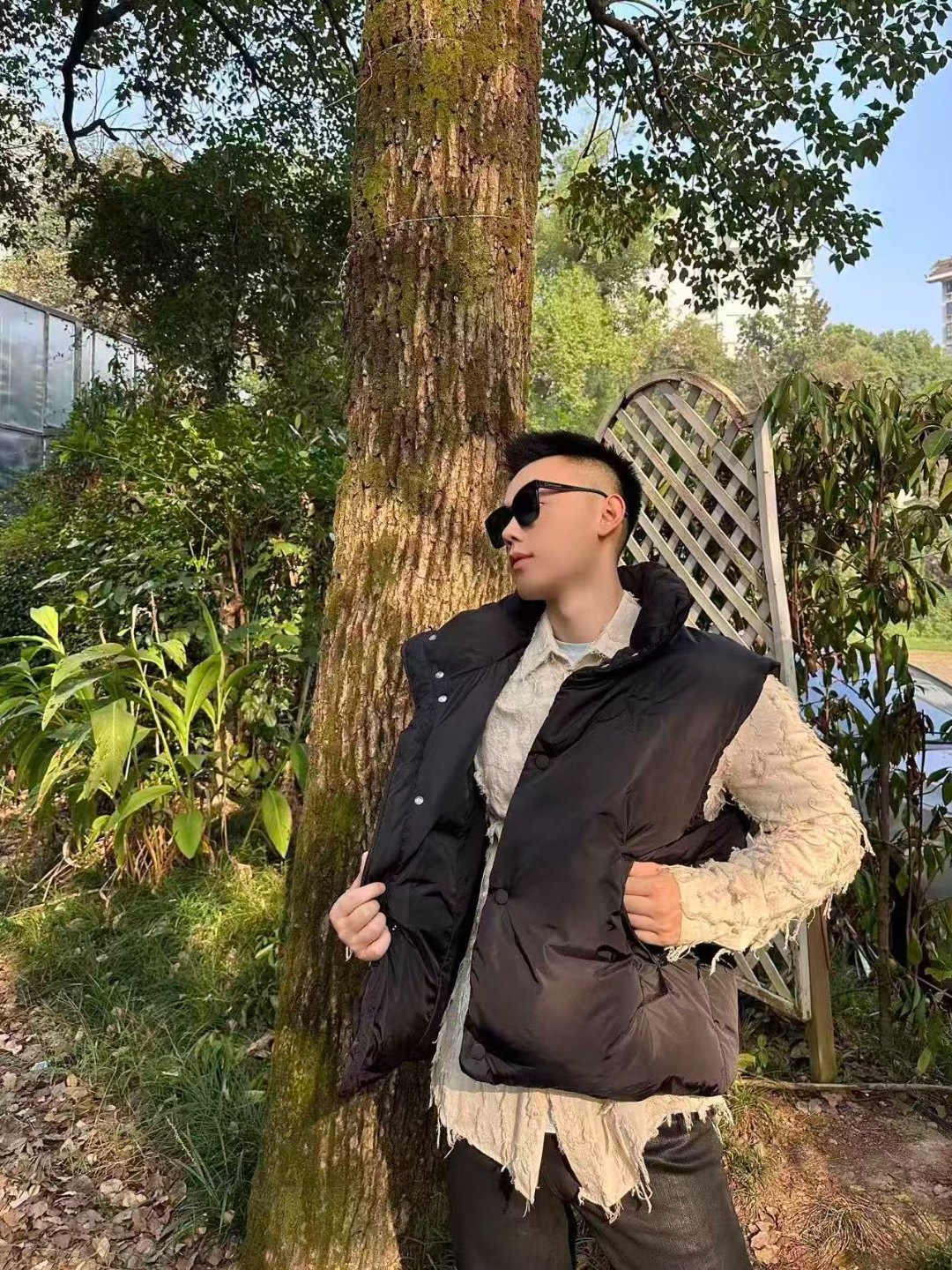 Ami 爱心垫衬绣羽绒马甲