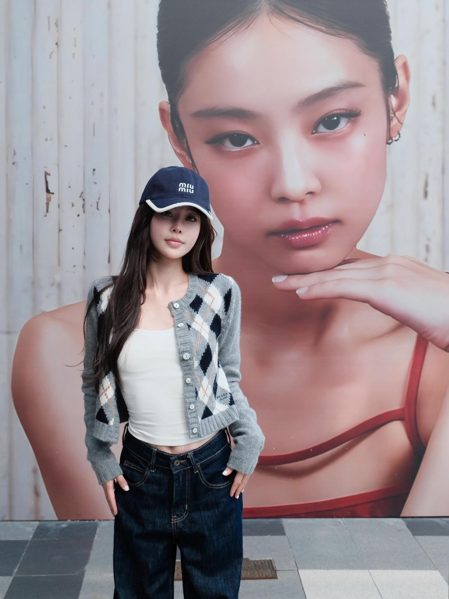 Prada刺绣菱形花毛织开衫