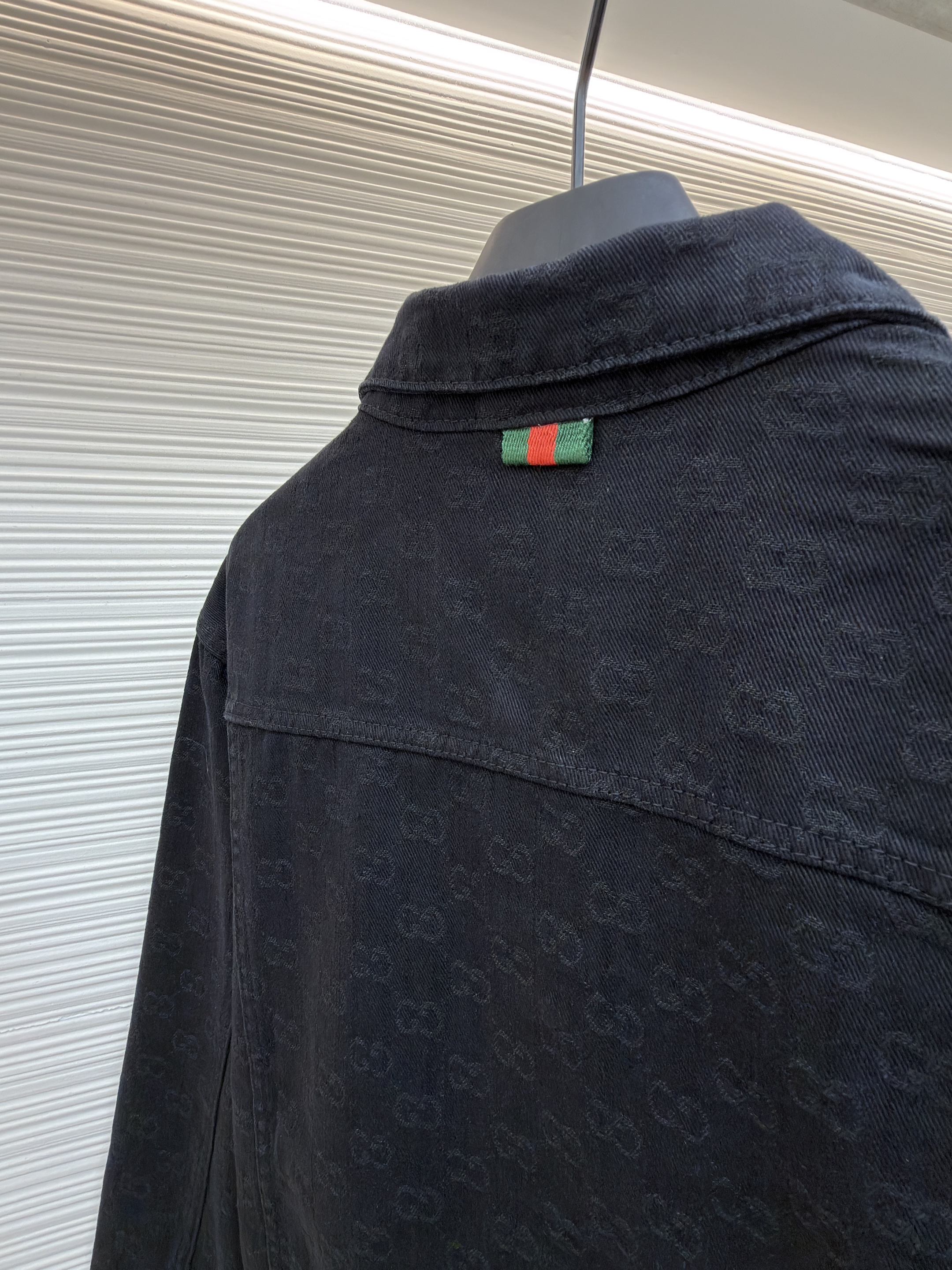 Gucci 暗纹提花纹路牛仔外套