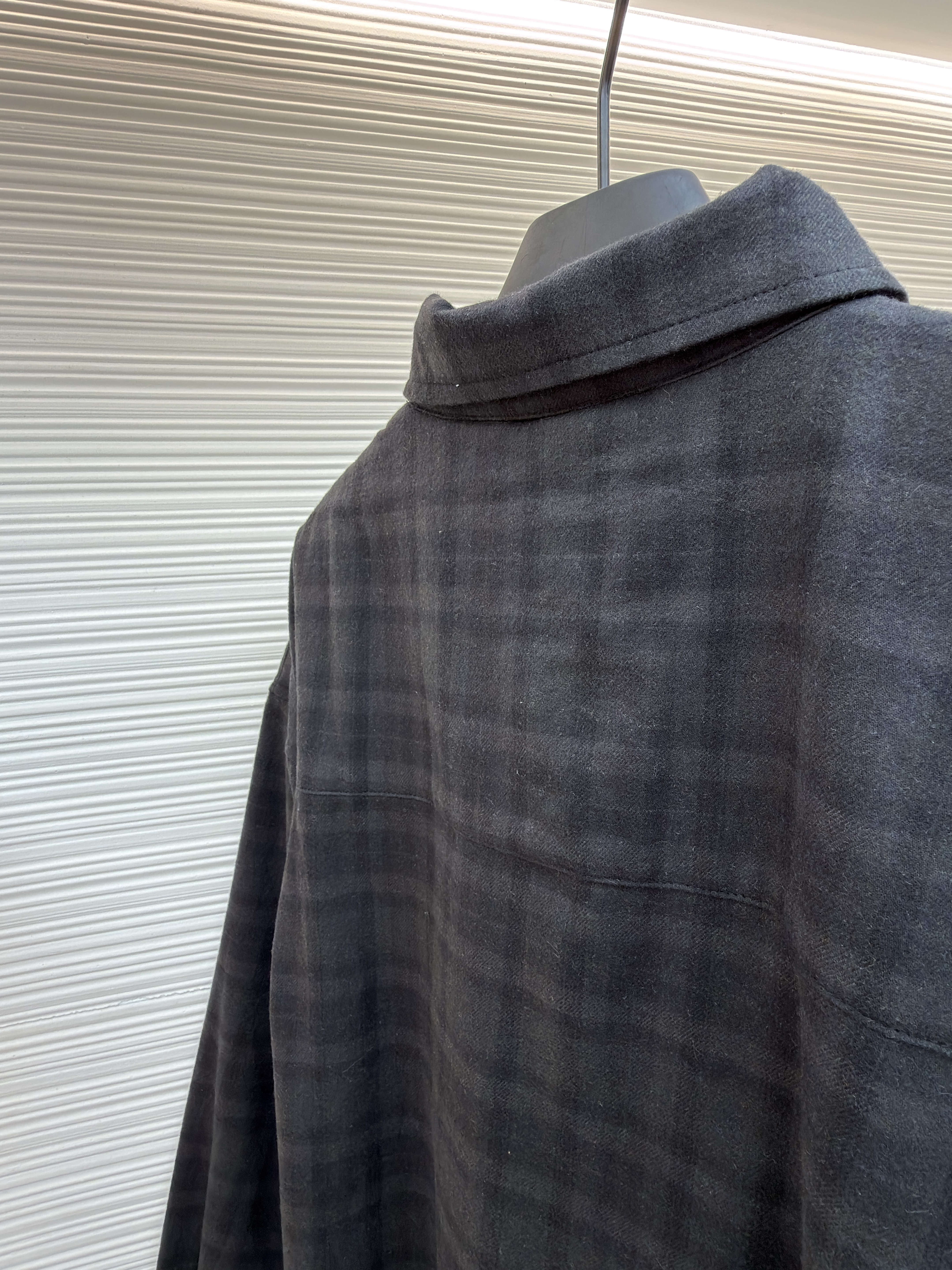 Balenciaga 夜景两件套翻领衬衫