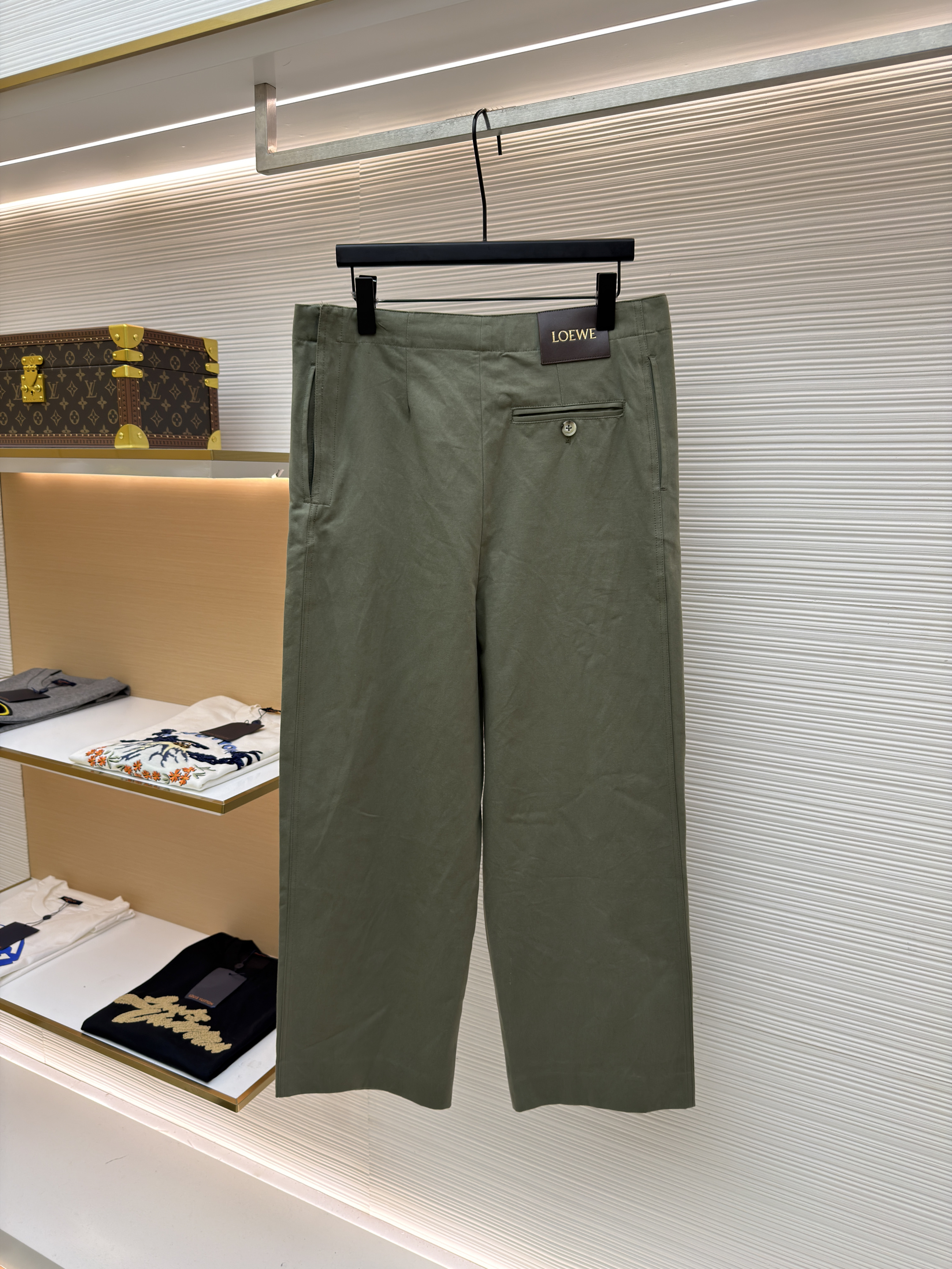 Loewe军绿皮带长裤