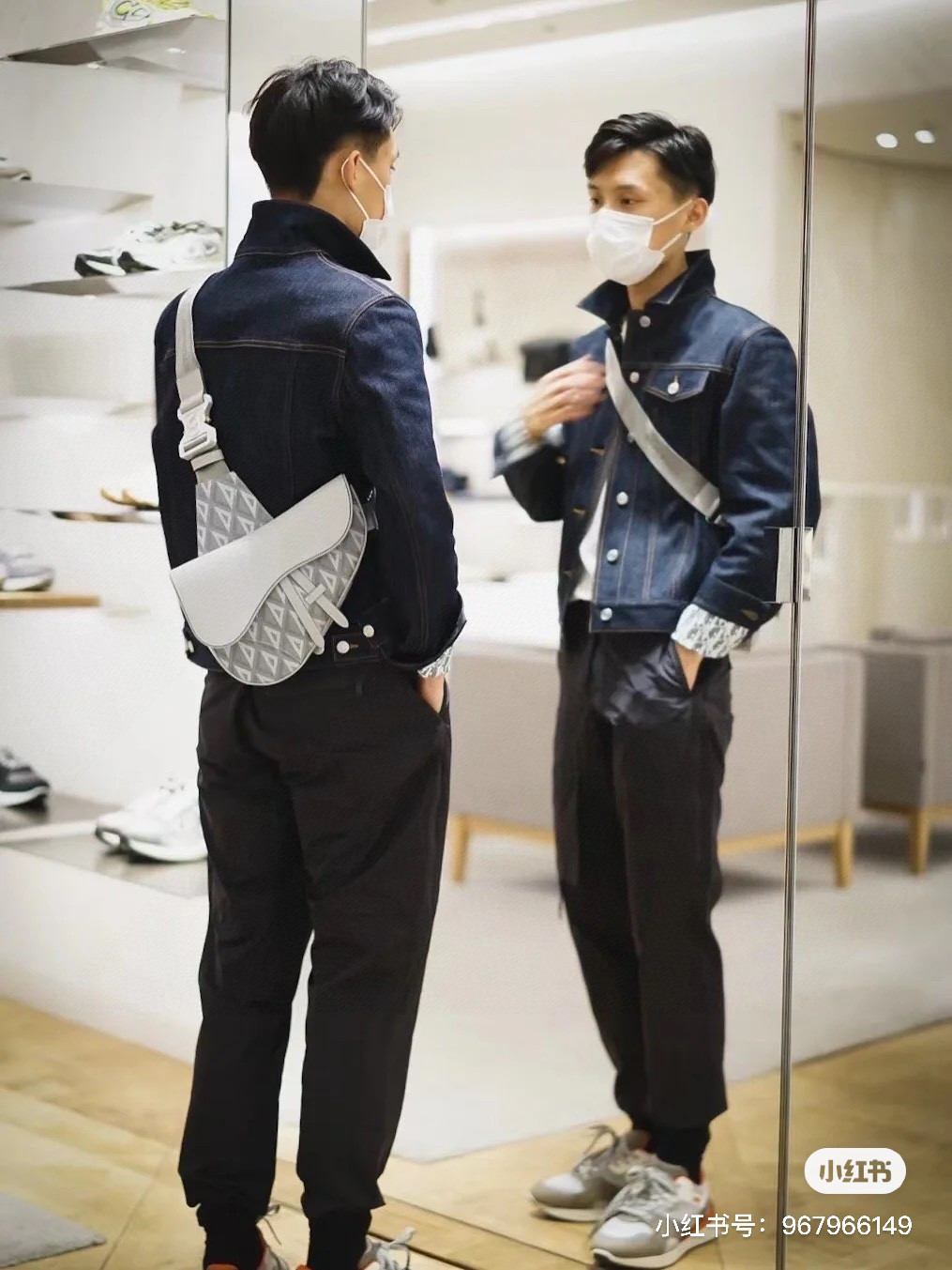 DIOR 老花满印花牛仔外套