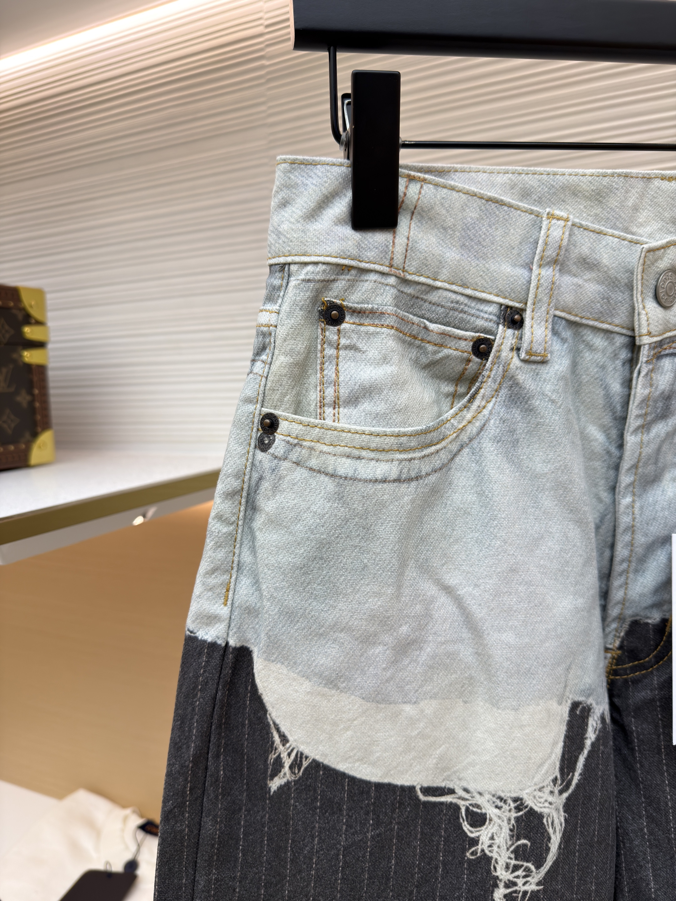 Acne Studios 拼接牛仔裤