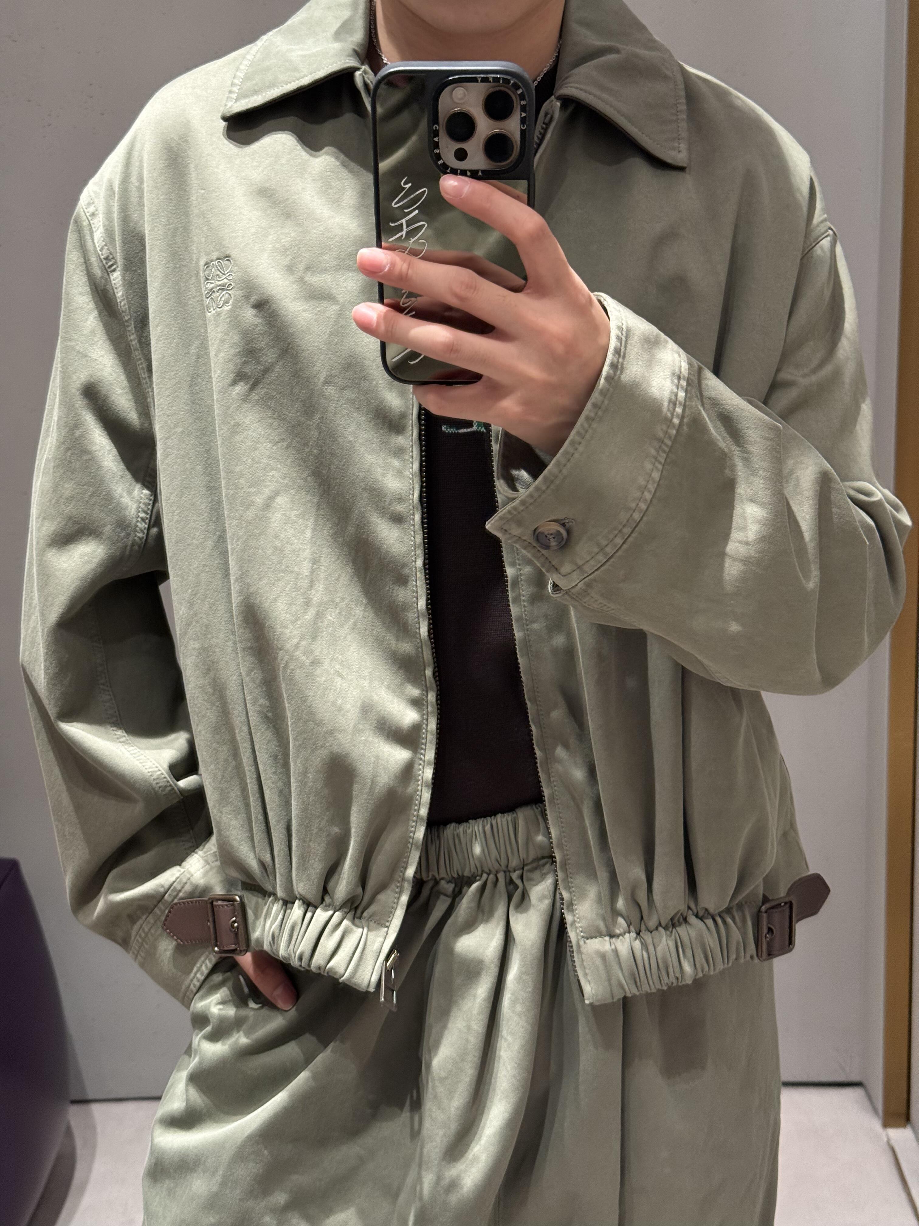 LOWE 军绿皮带翻领夹克