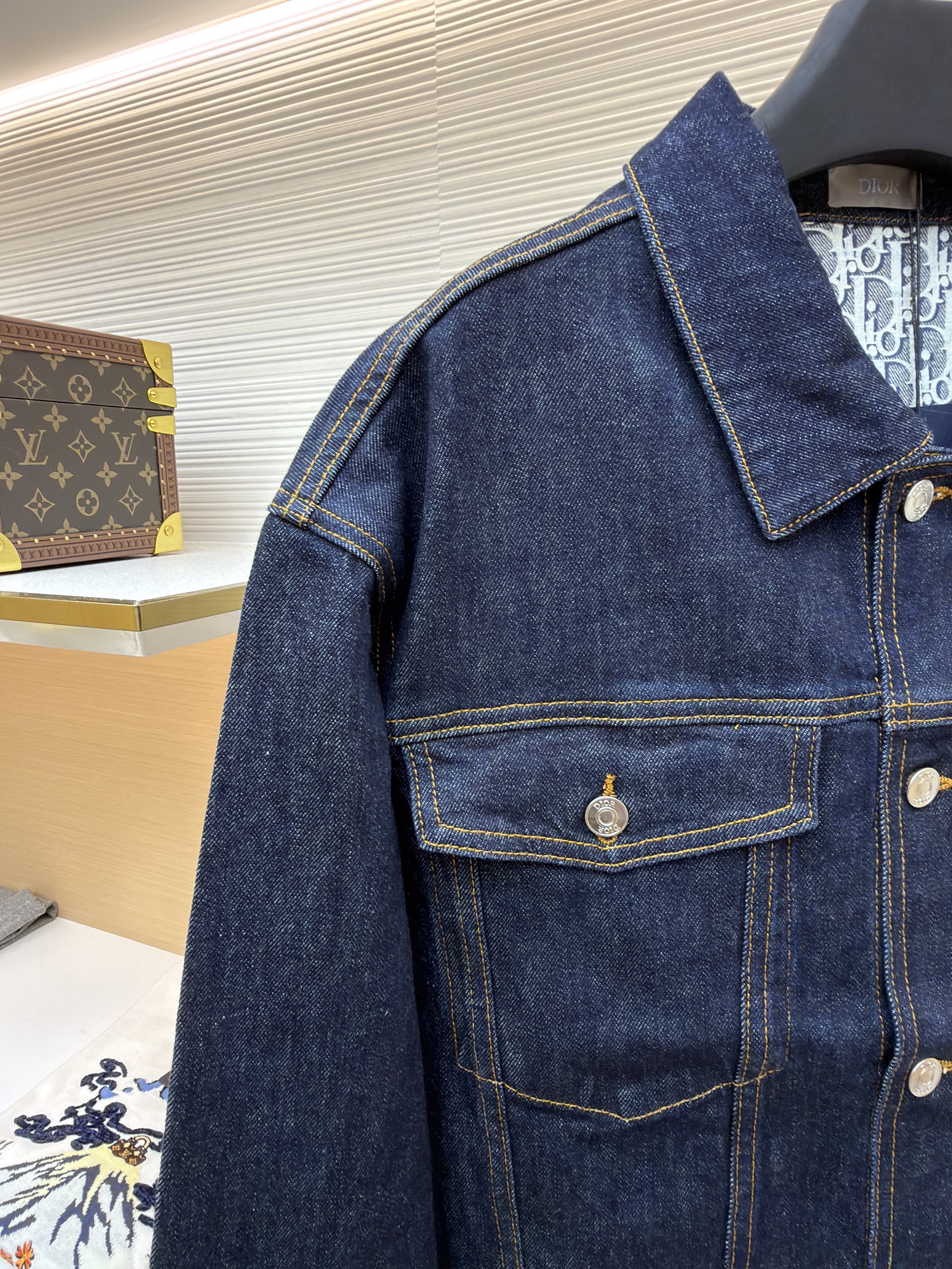 DIOR 老花满印花牛仔外套