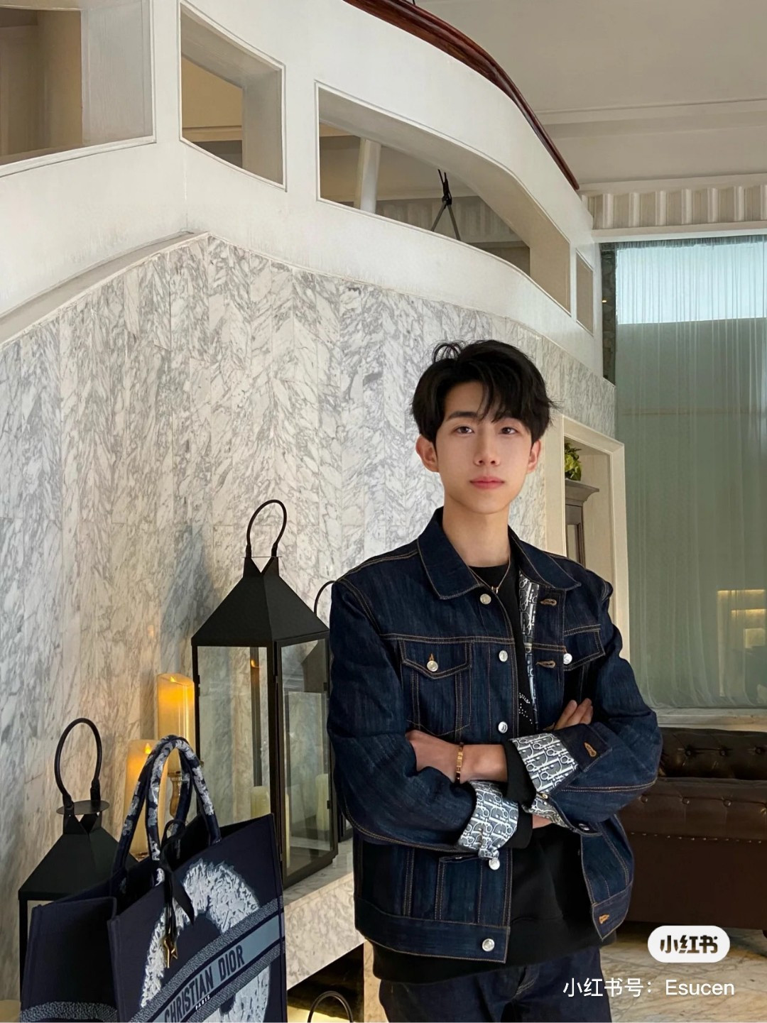 DIOR 老花满印花牛仔外套