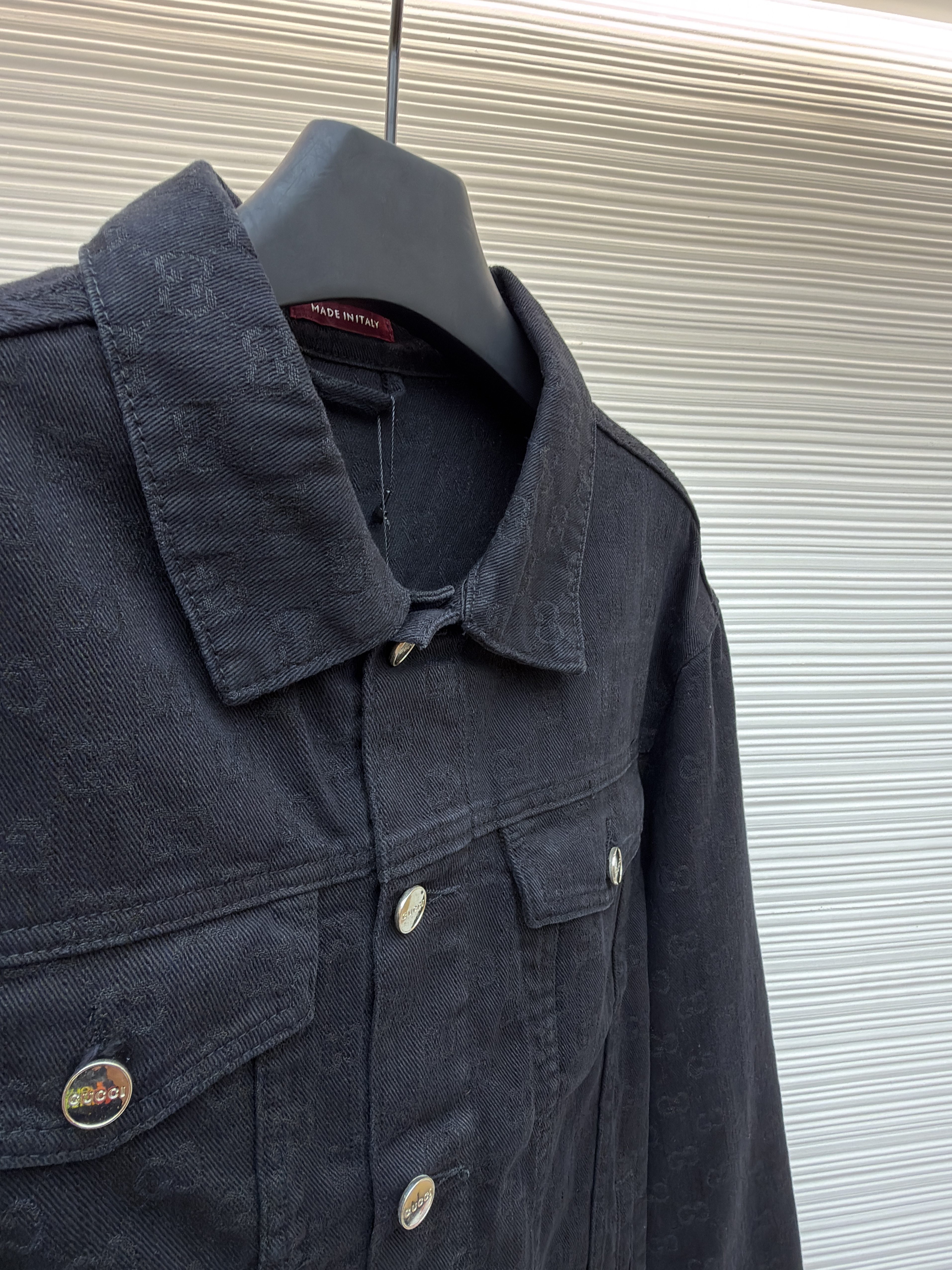 Gucci 暗纹提花纹路牛仔外套