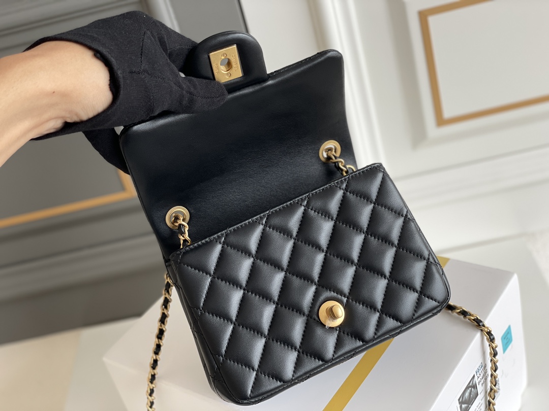 𝐂𝐡𝐚𝐧𝐞𝟏新版金球口盖包