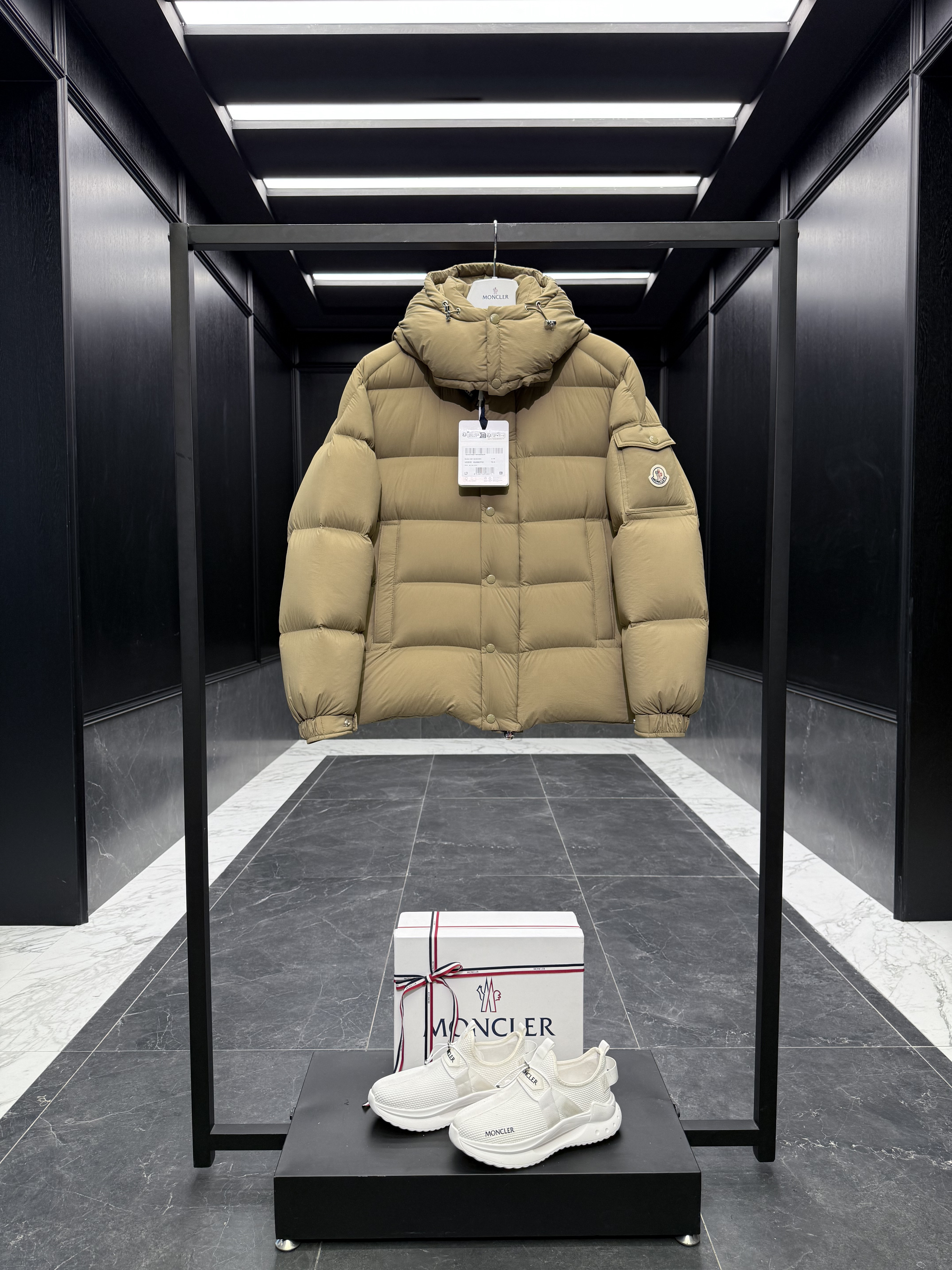 Moncler Vezere
